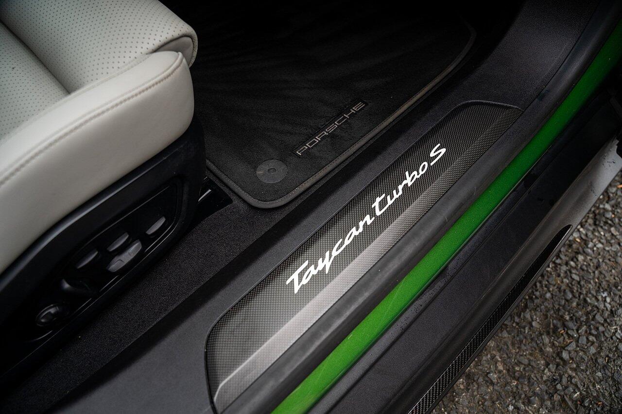 Porsche Taycan view 55