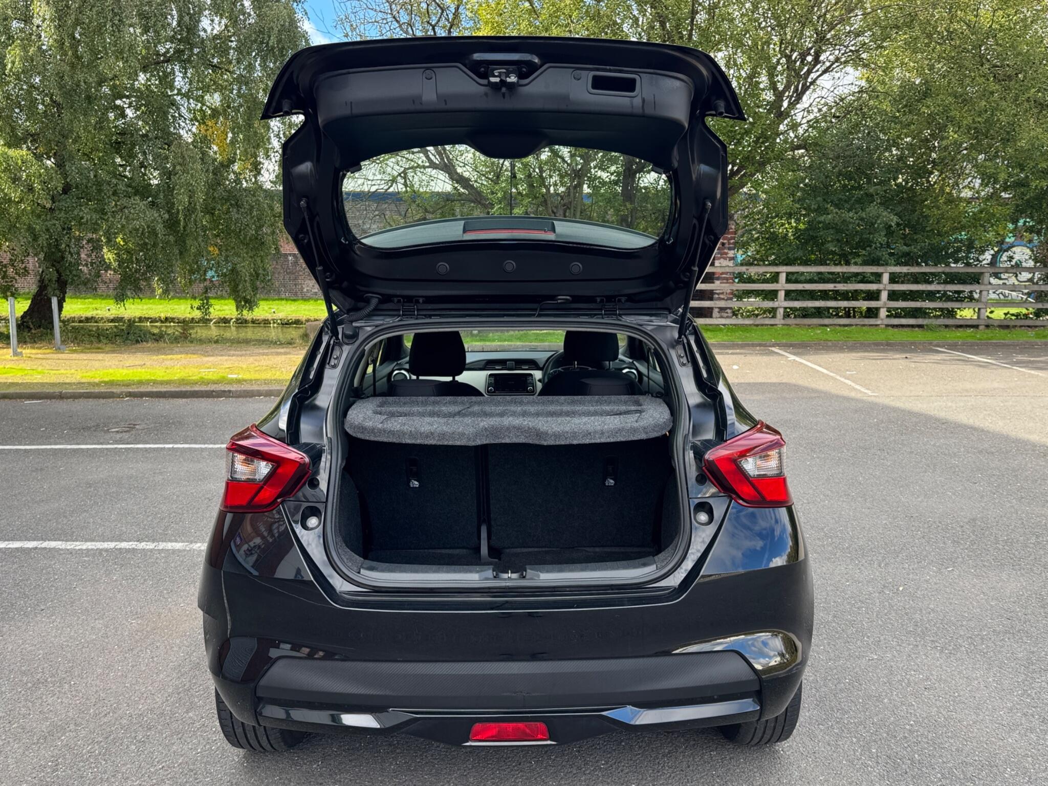 Nissan Micra view 14