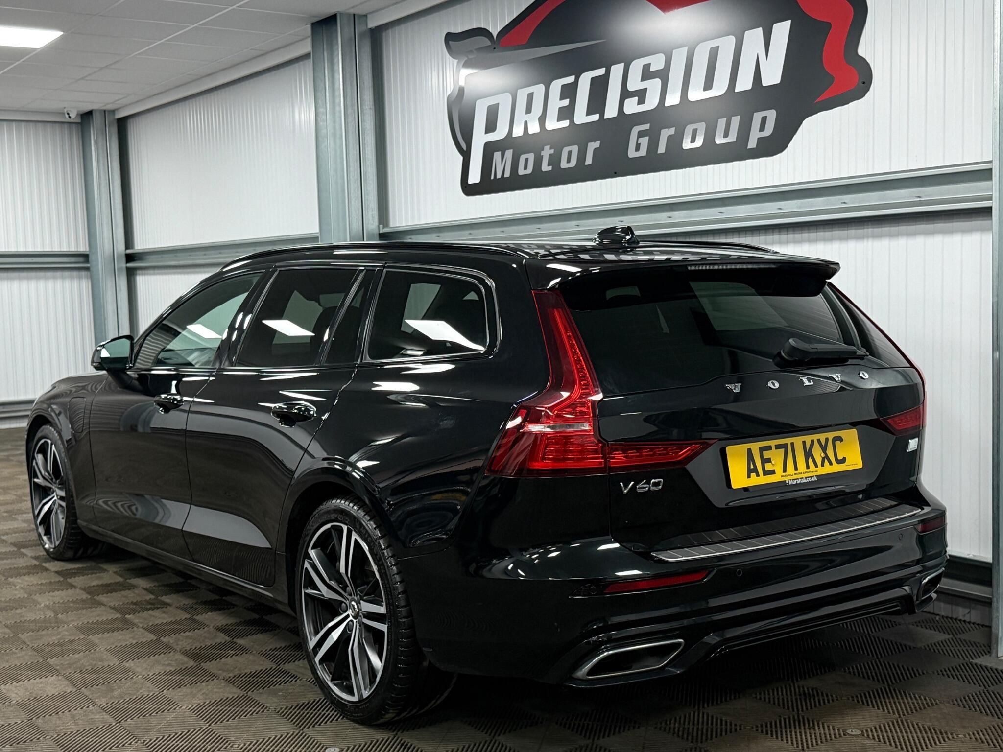 Volvo V60 view 8