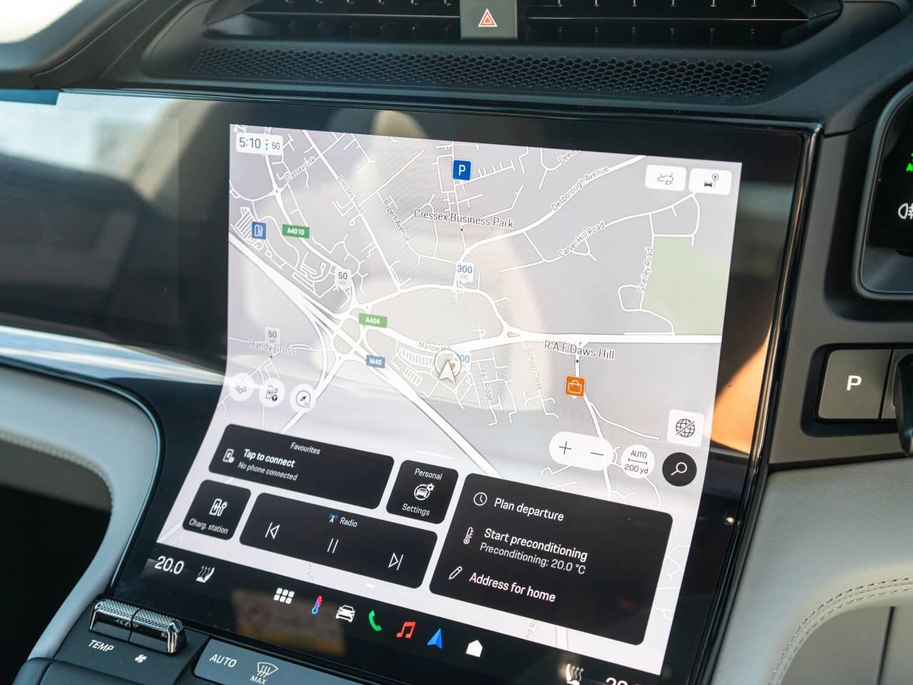 Porsche Cayenne view 33