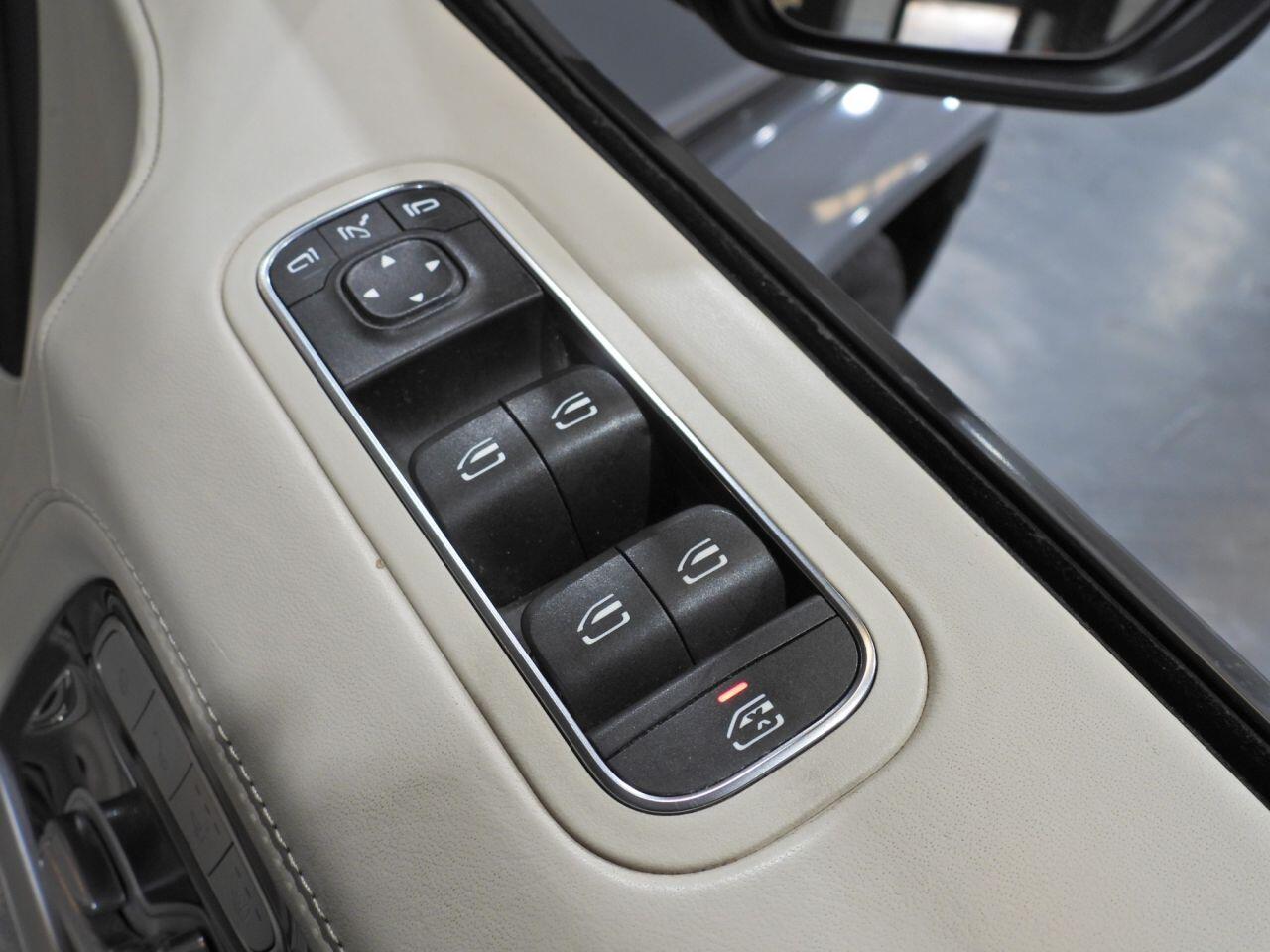 Mercedes-Benz G-Class view 47