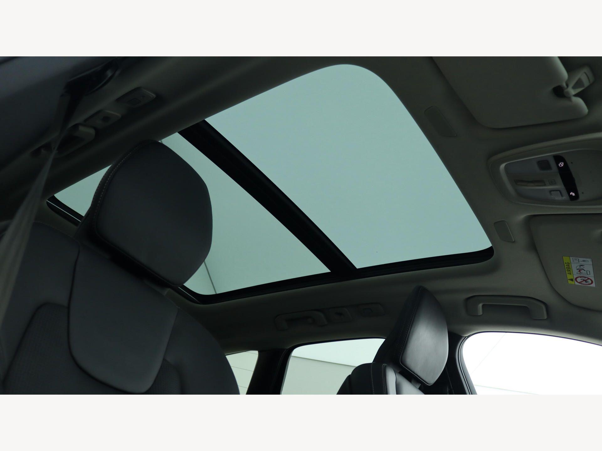 Volvo XC60 view 31