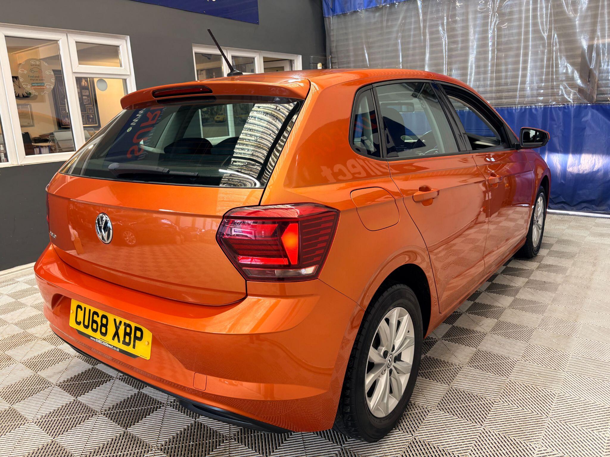 Volkswagen Polo view 3