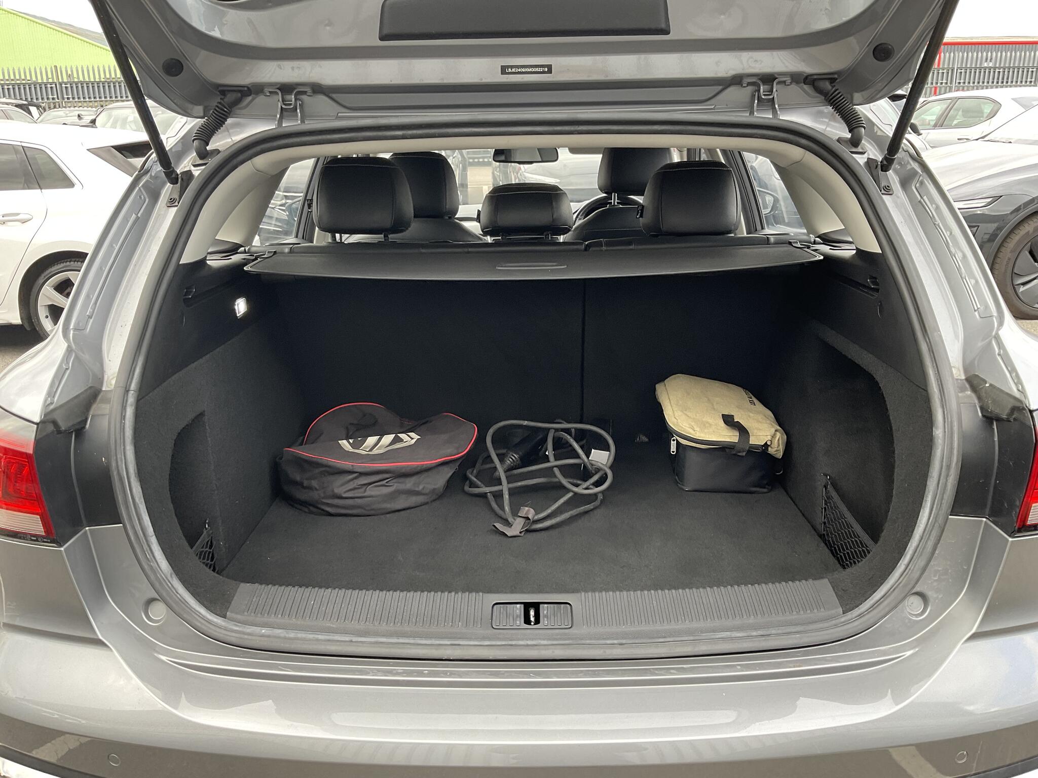 MG MG5 view 20