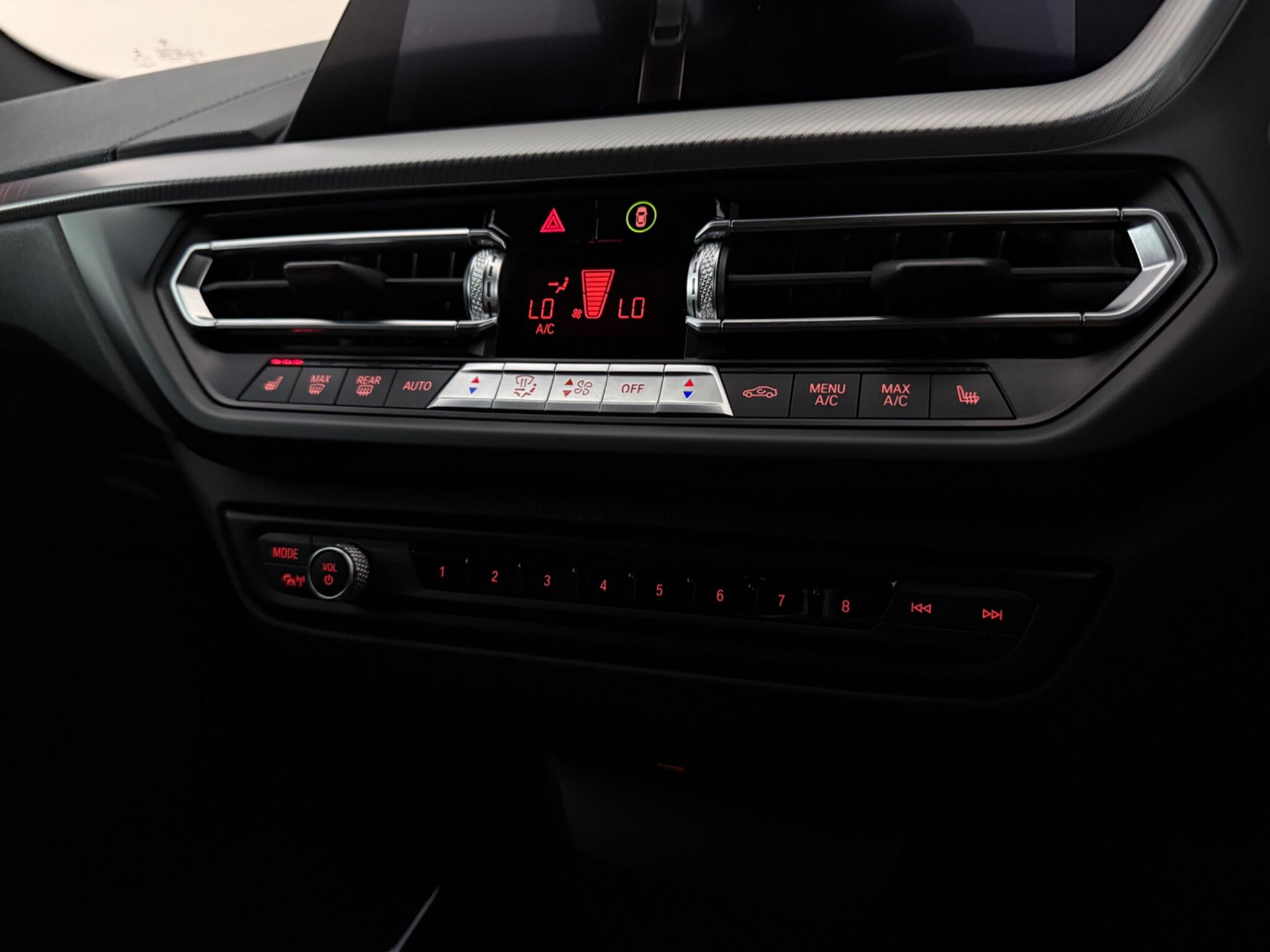 BMW 2 Series view 19