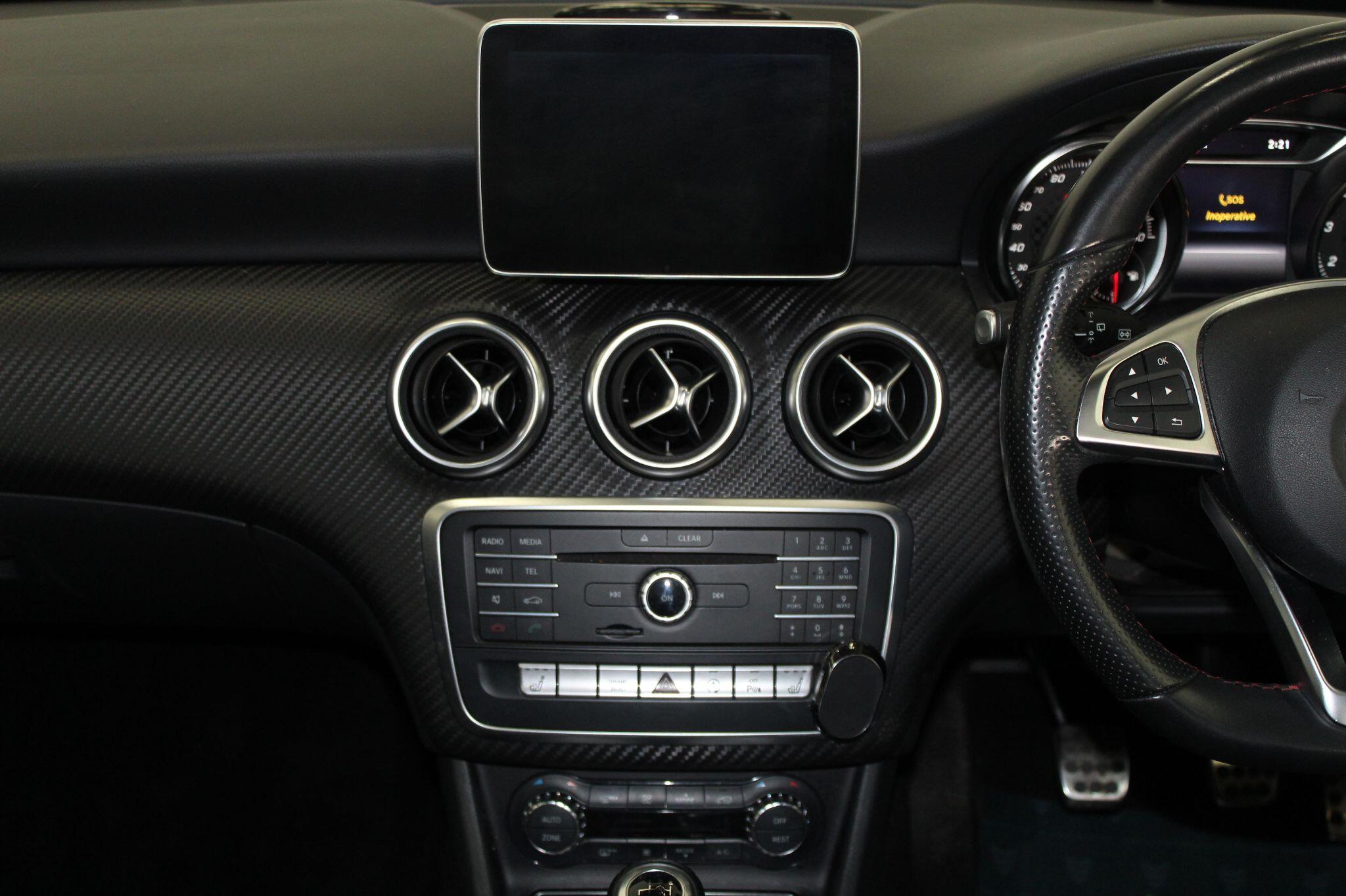 Mercedes-Benz A-Class view 32