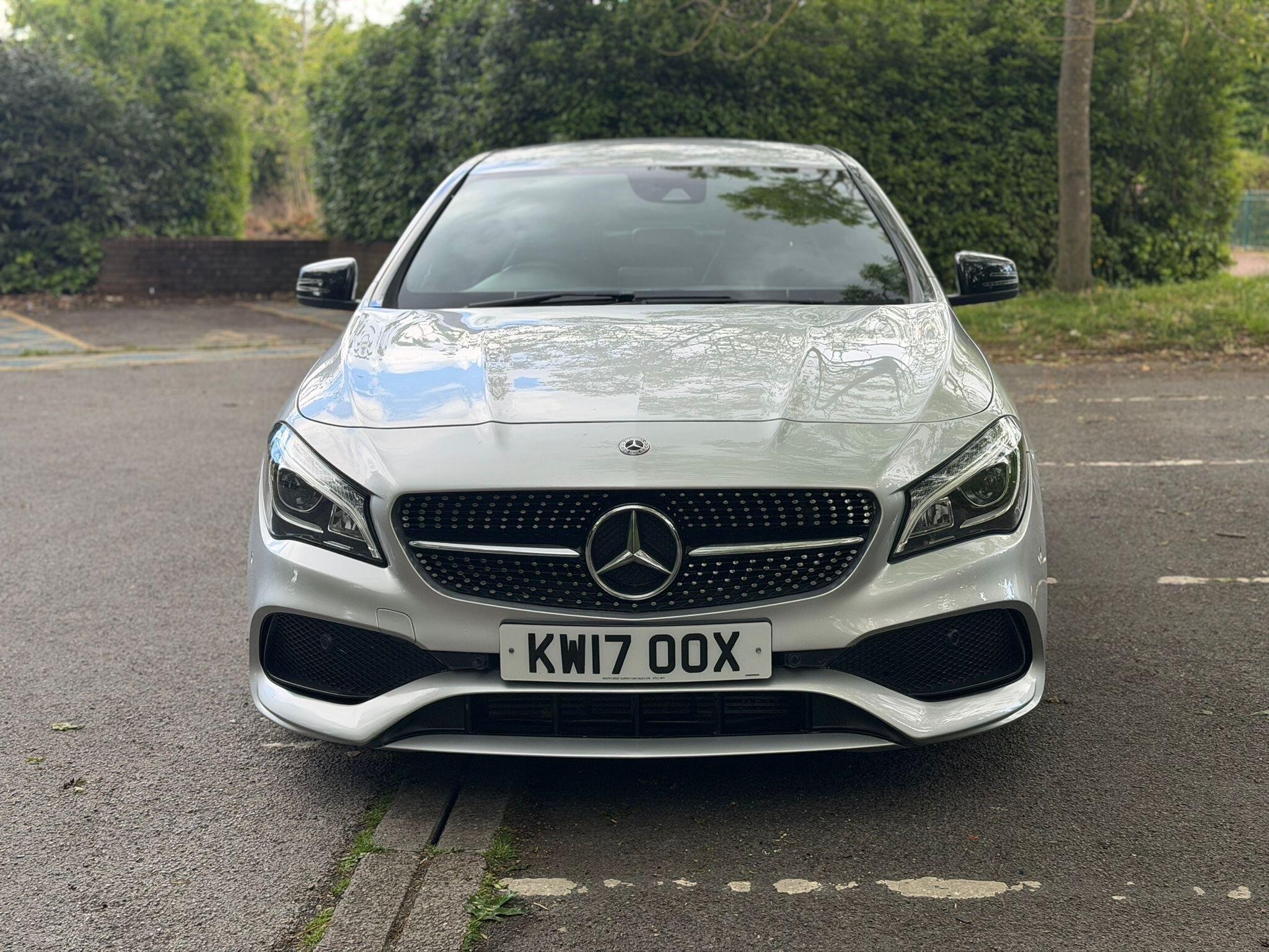 Mercedes-Benz Cla view 9