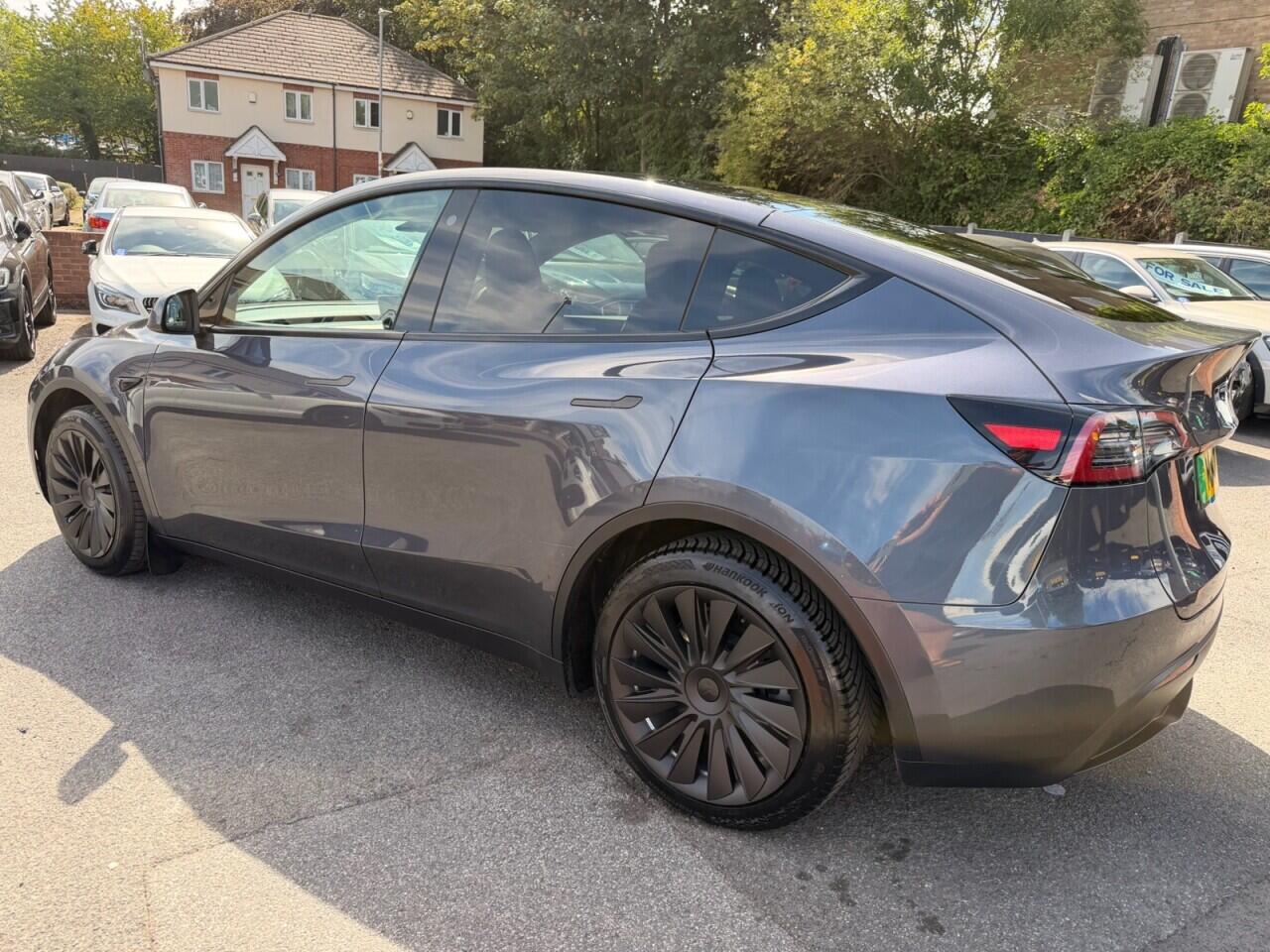 Tesla Model Y view 18