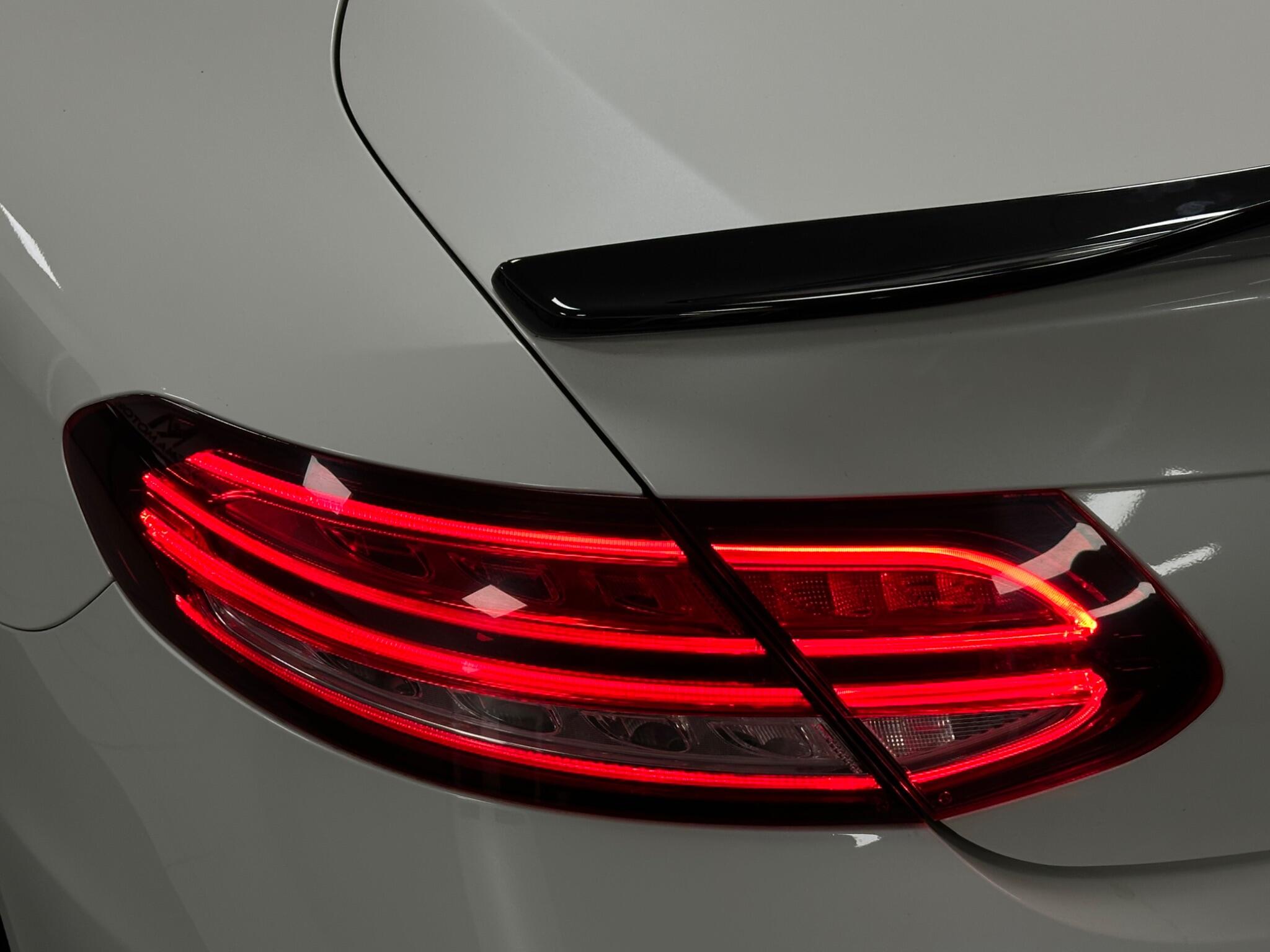 Mercedes-Benz C-Class view 41