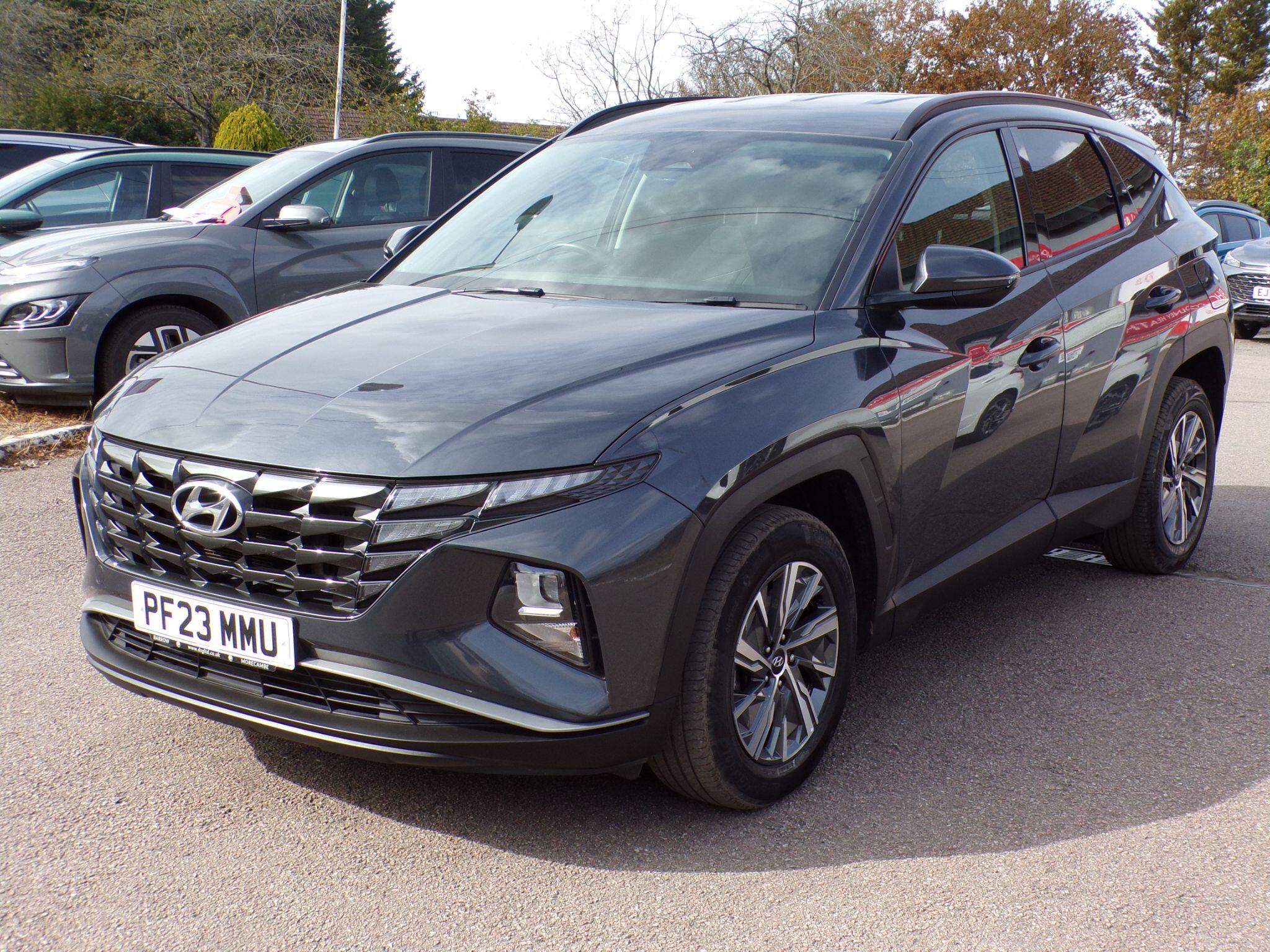 Hyundai Tucson view 4