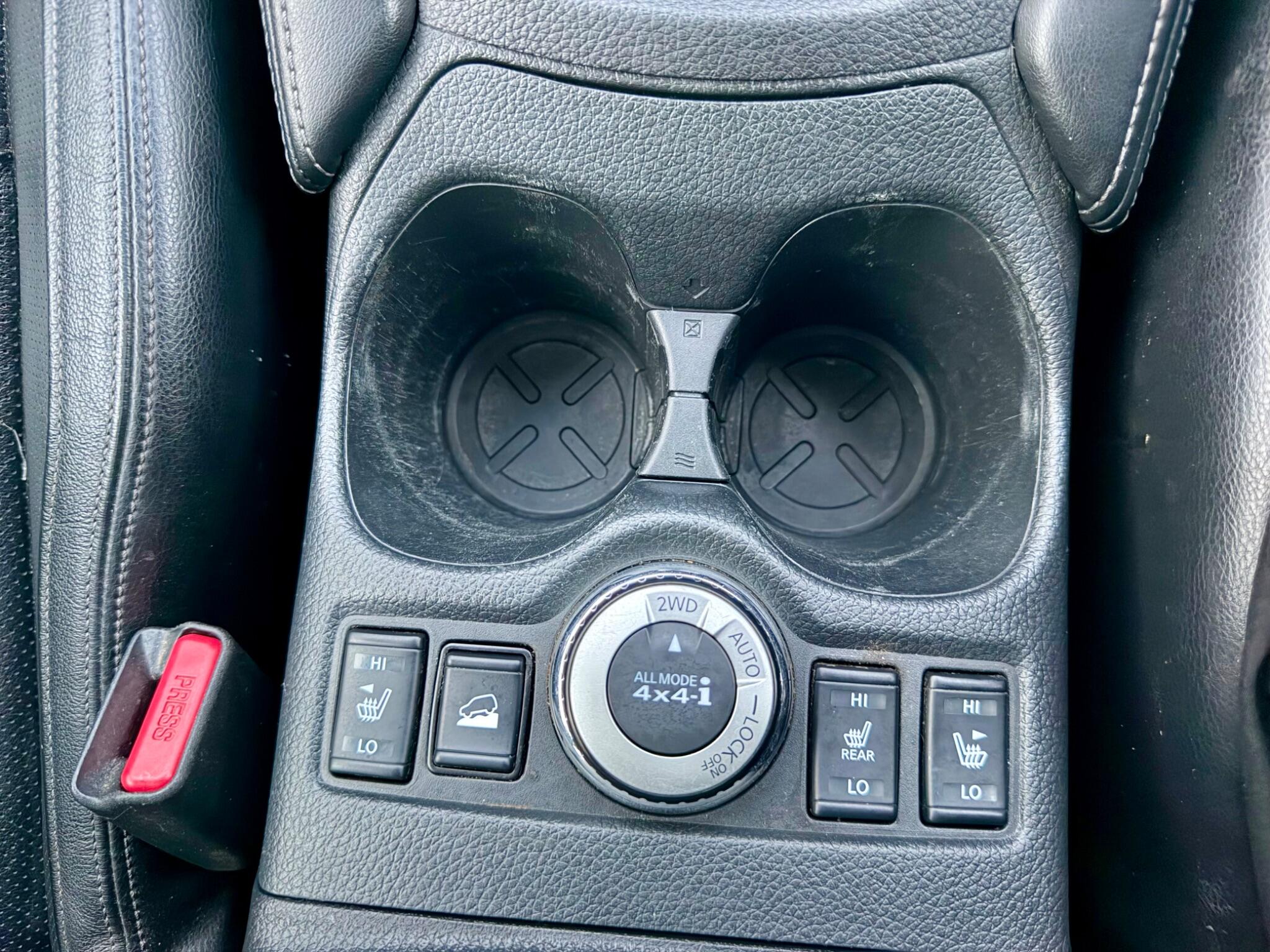 Nissan X-Trail view 33