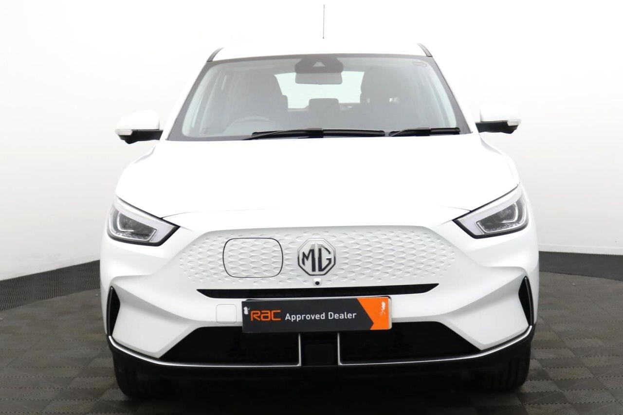 MG ZS view 10