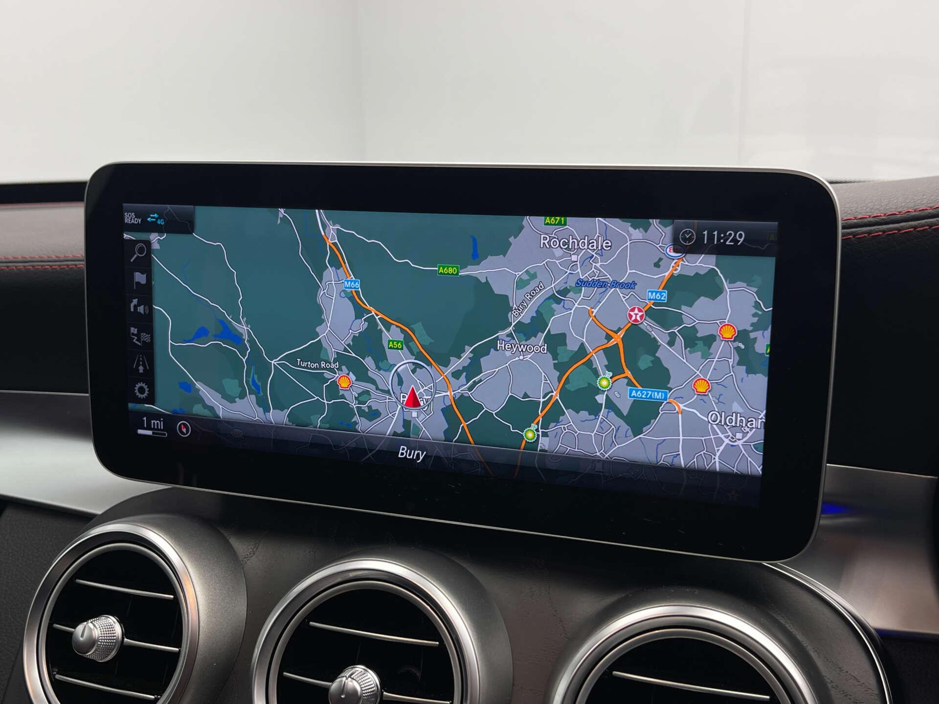 Mercedes-Benz C Class view 26