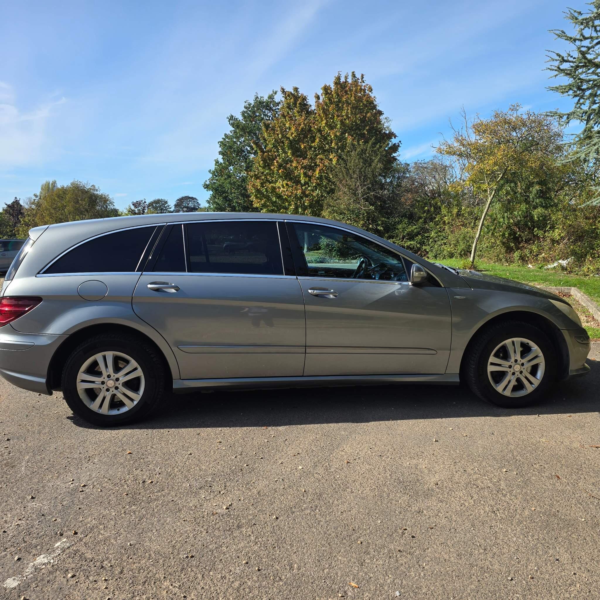 Mercedes-Benz R Class