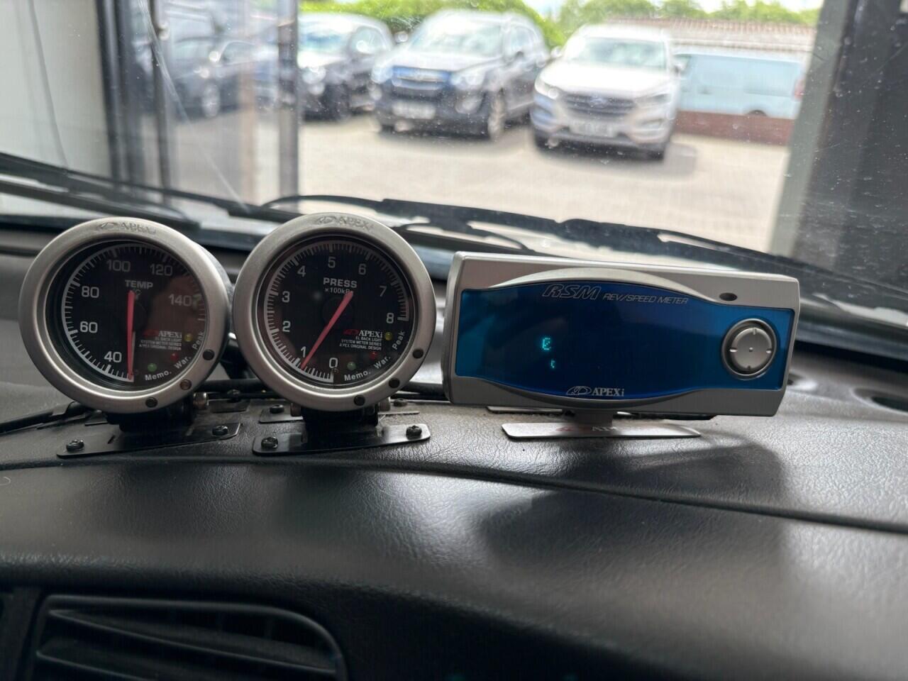 Mitsubishi Lancer view 26