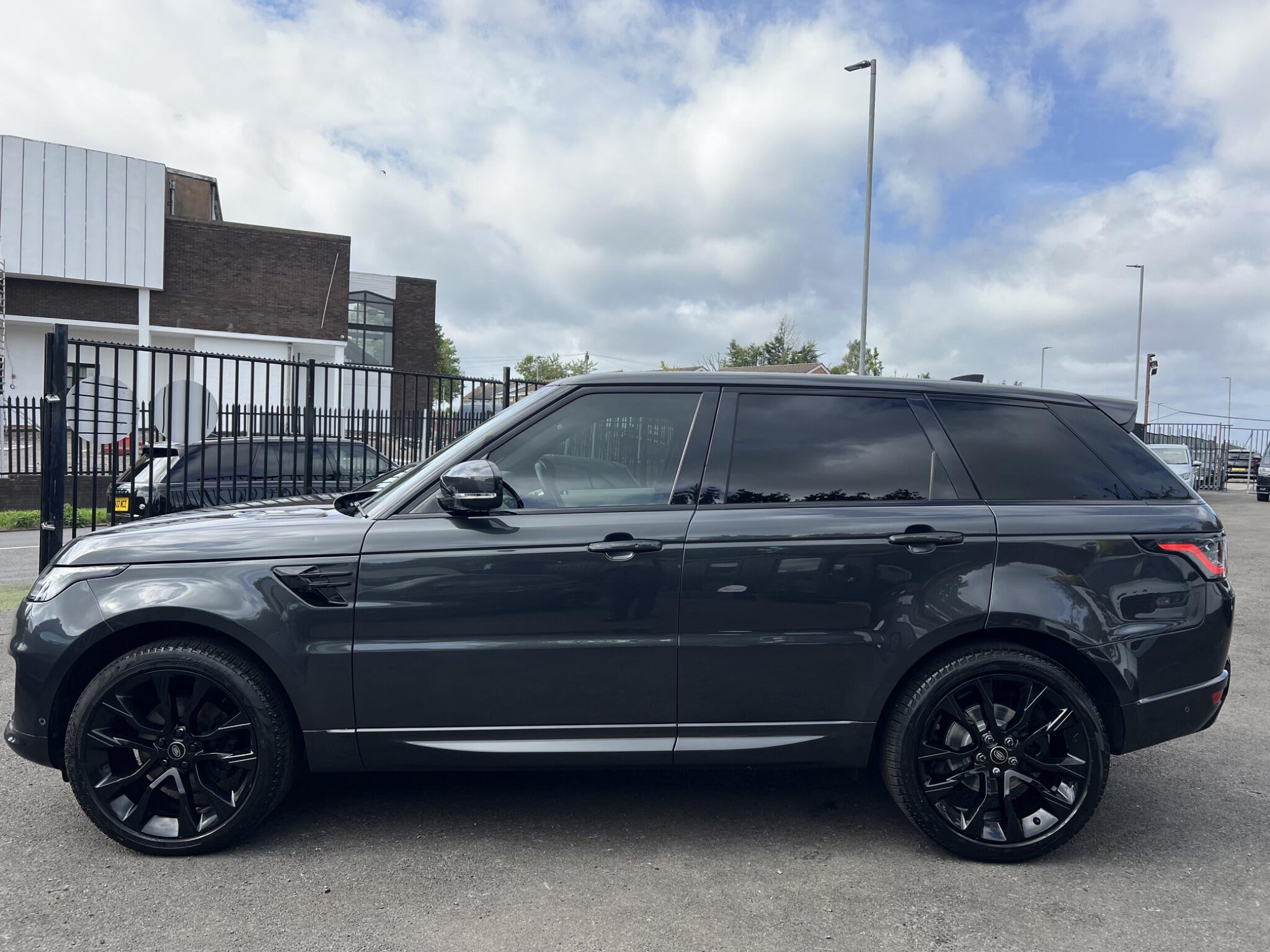 Land Rover Range Rover Sport view 10