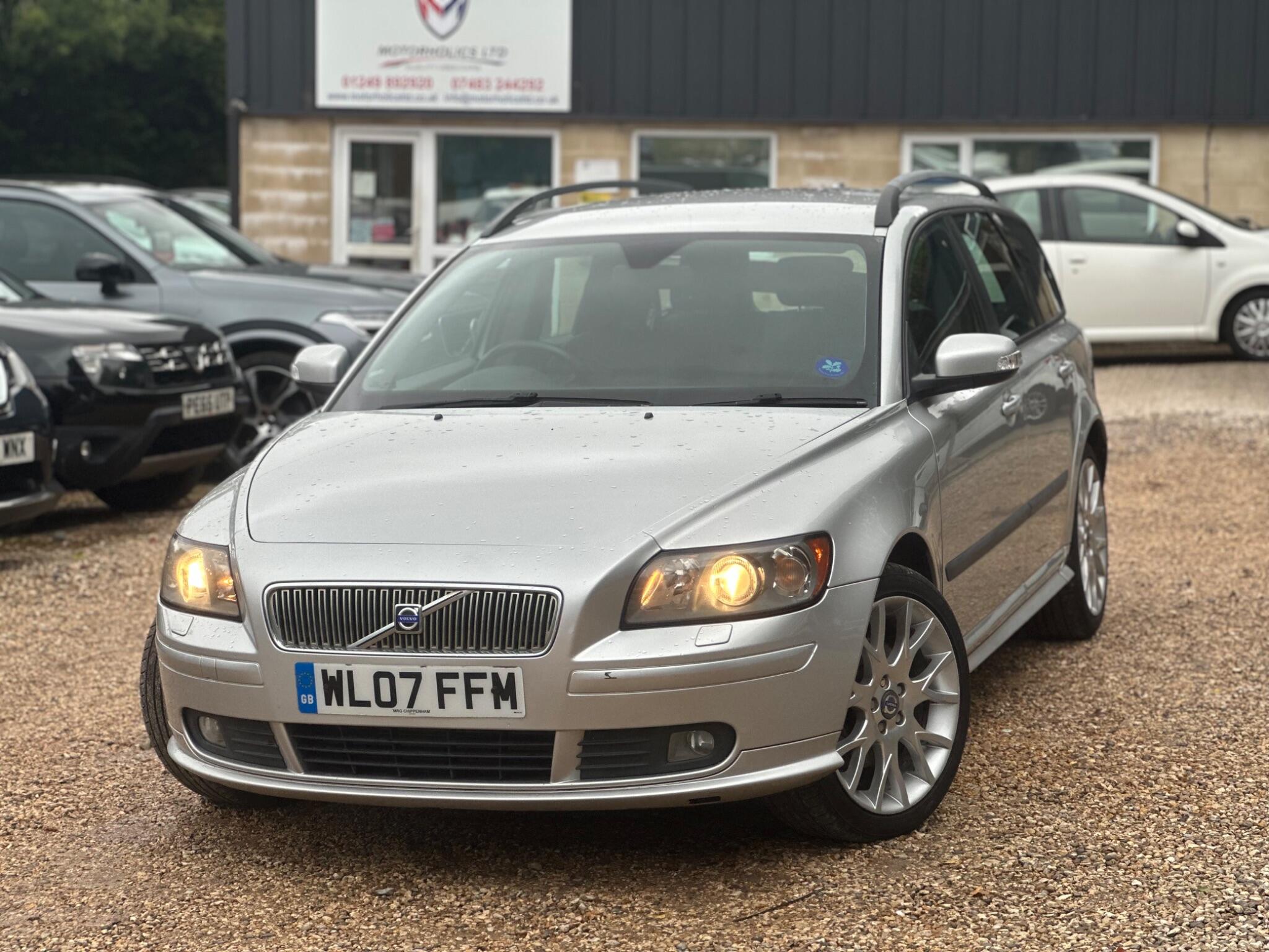 Volvo V50 view 5