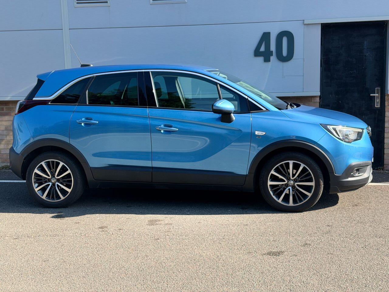 Vauxhall Crossland X view 5