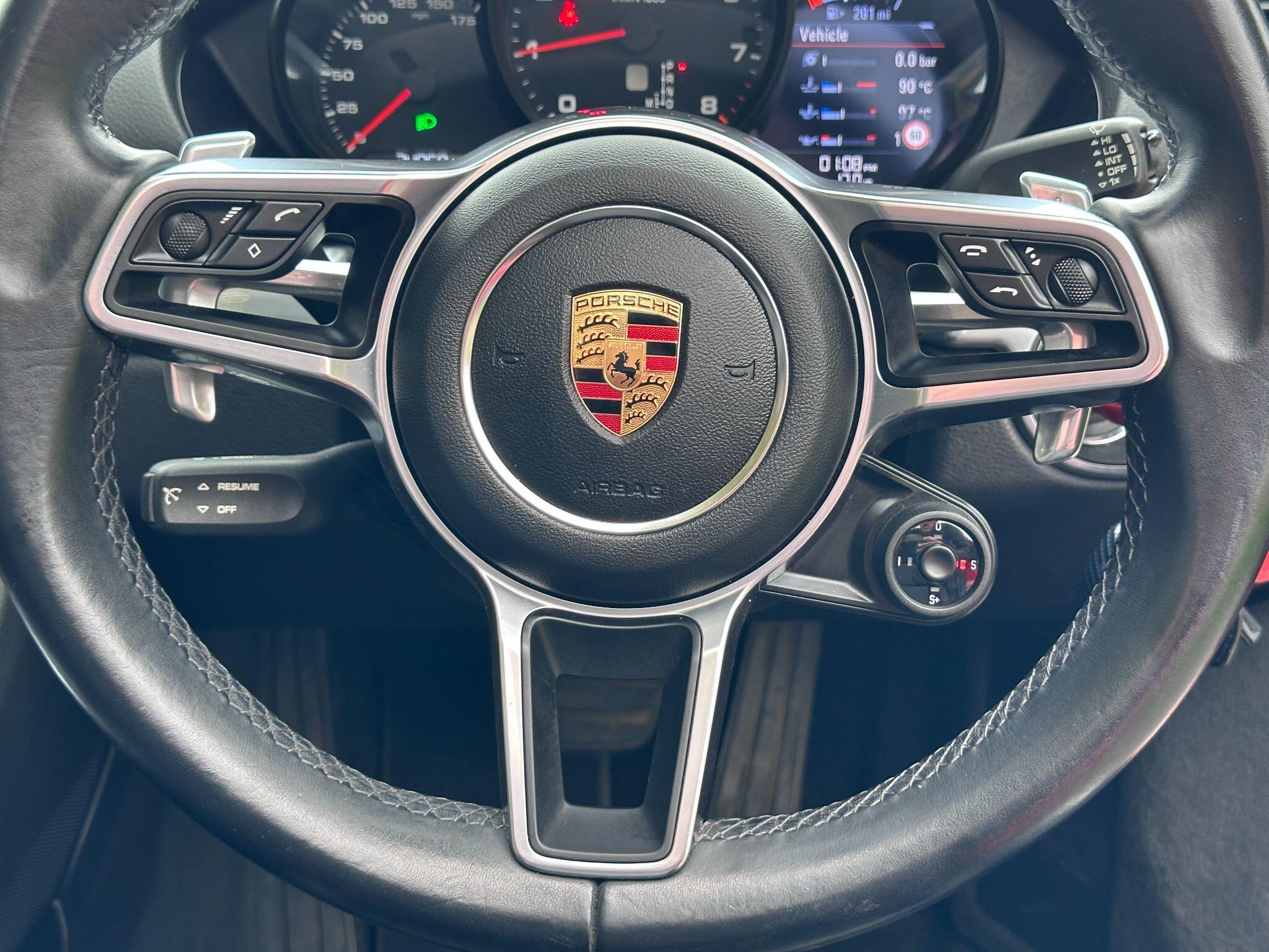 Porsche 718 Boxster view 12
