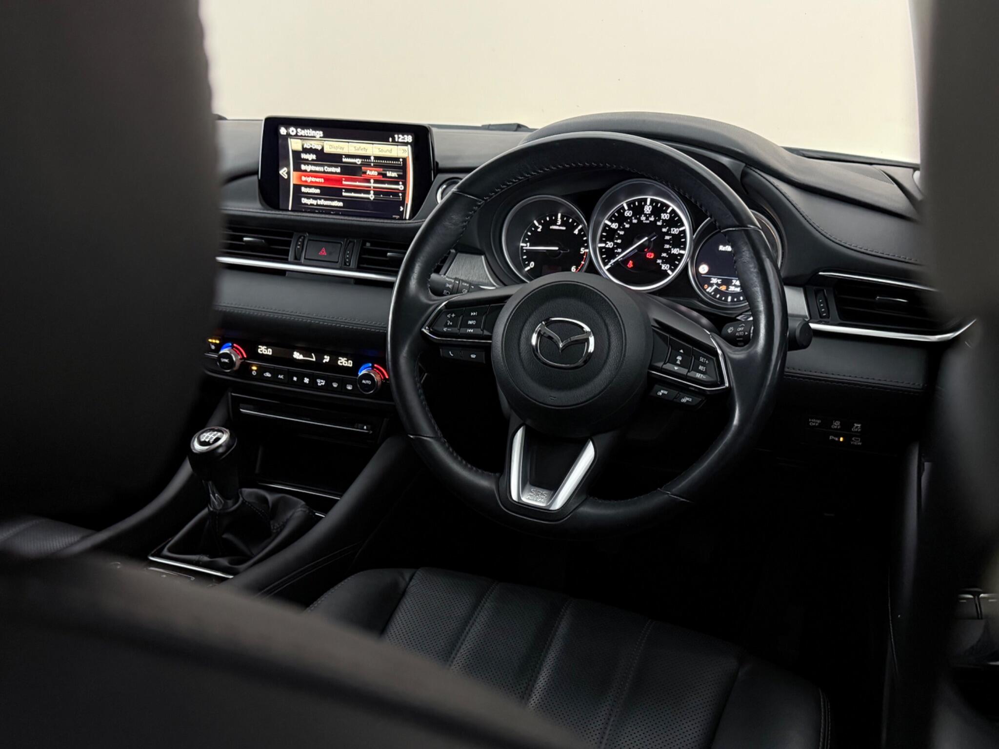 Mazda Mazda6 view 11