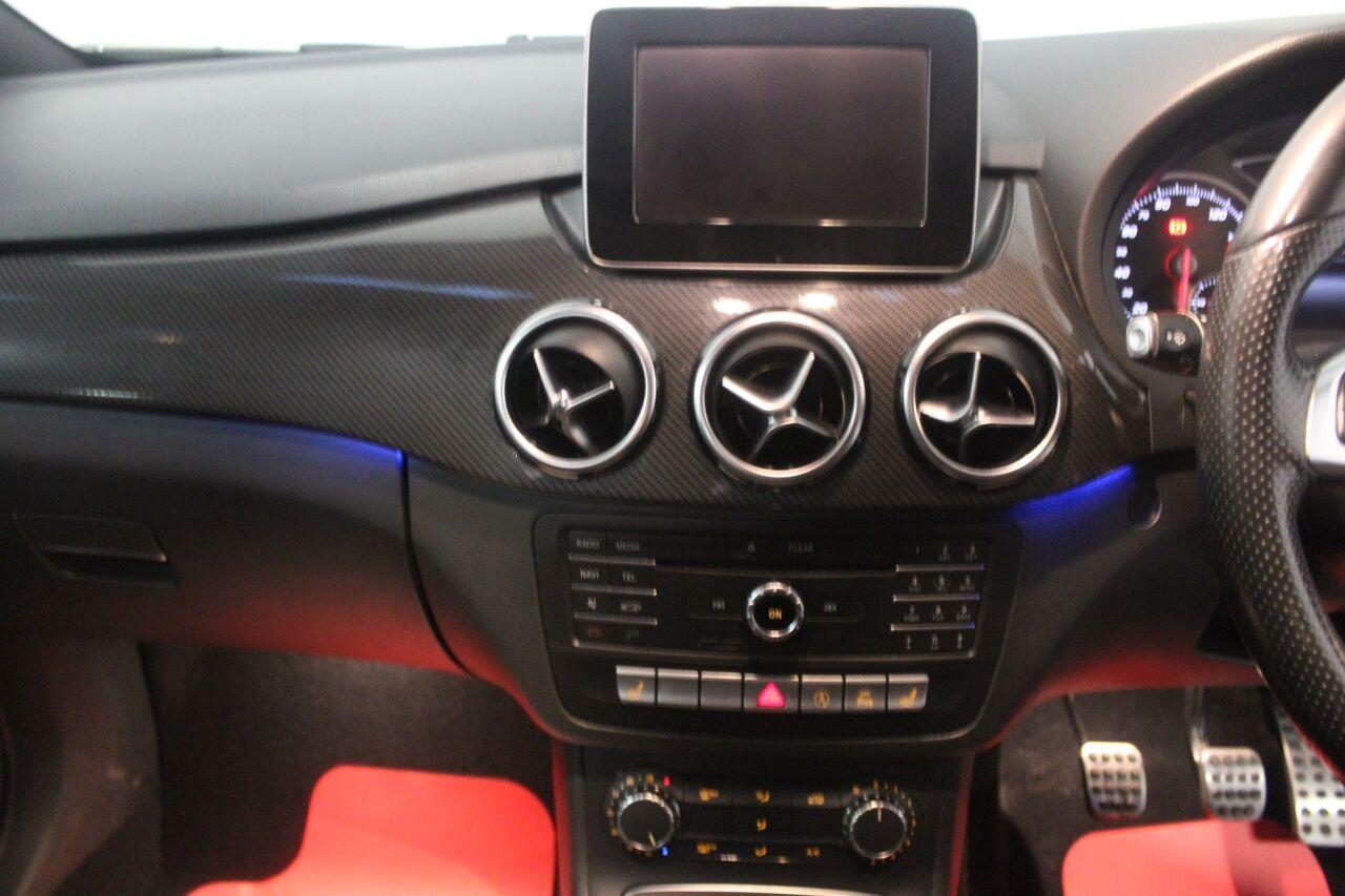 Mercedes-Benz B-Class view 28