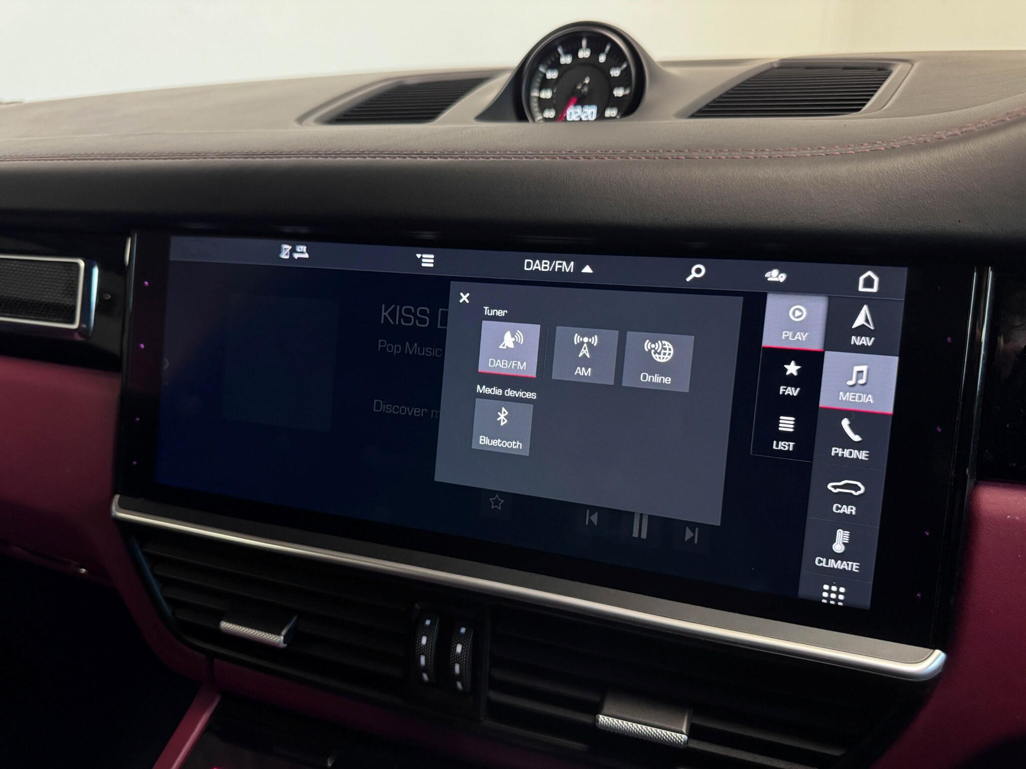 Porsche Cayenne view 45