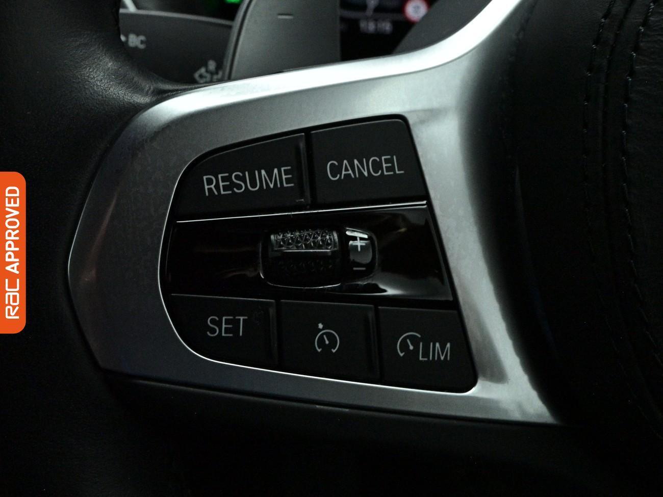 BMW X3 view 25