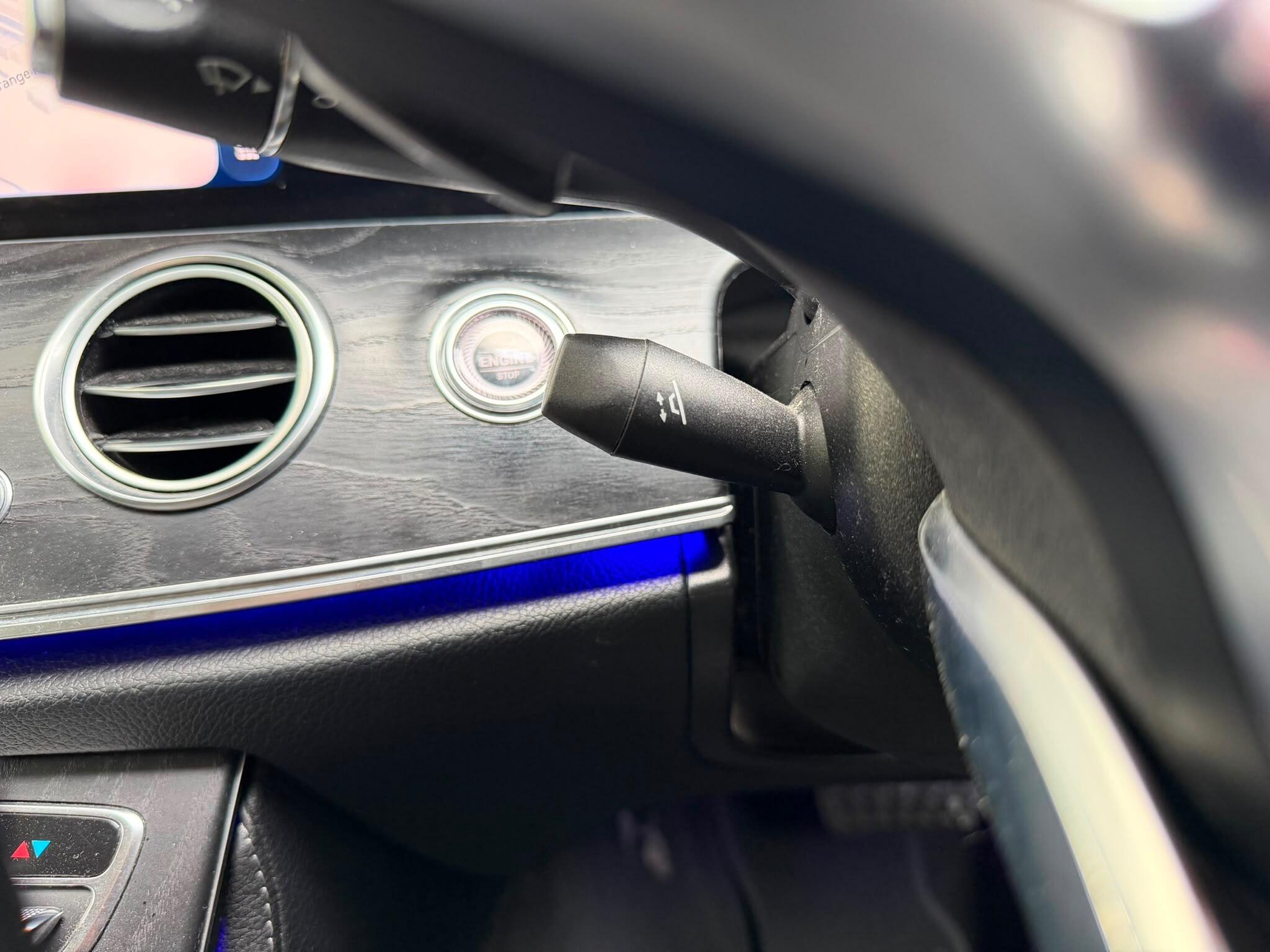 Mercedes-Benz E-Class view 34
