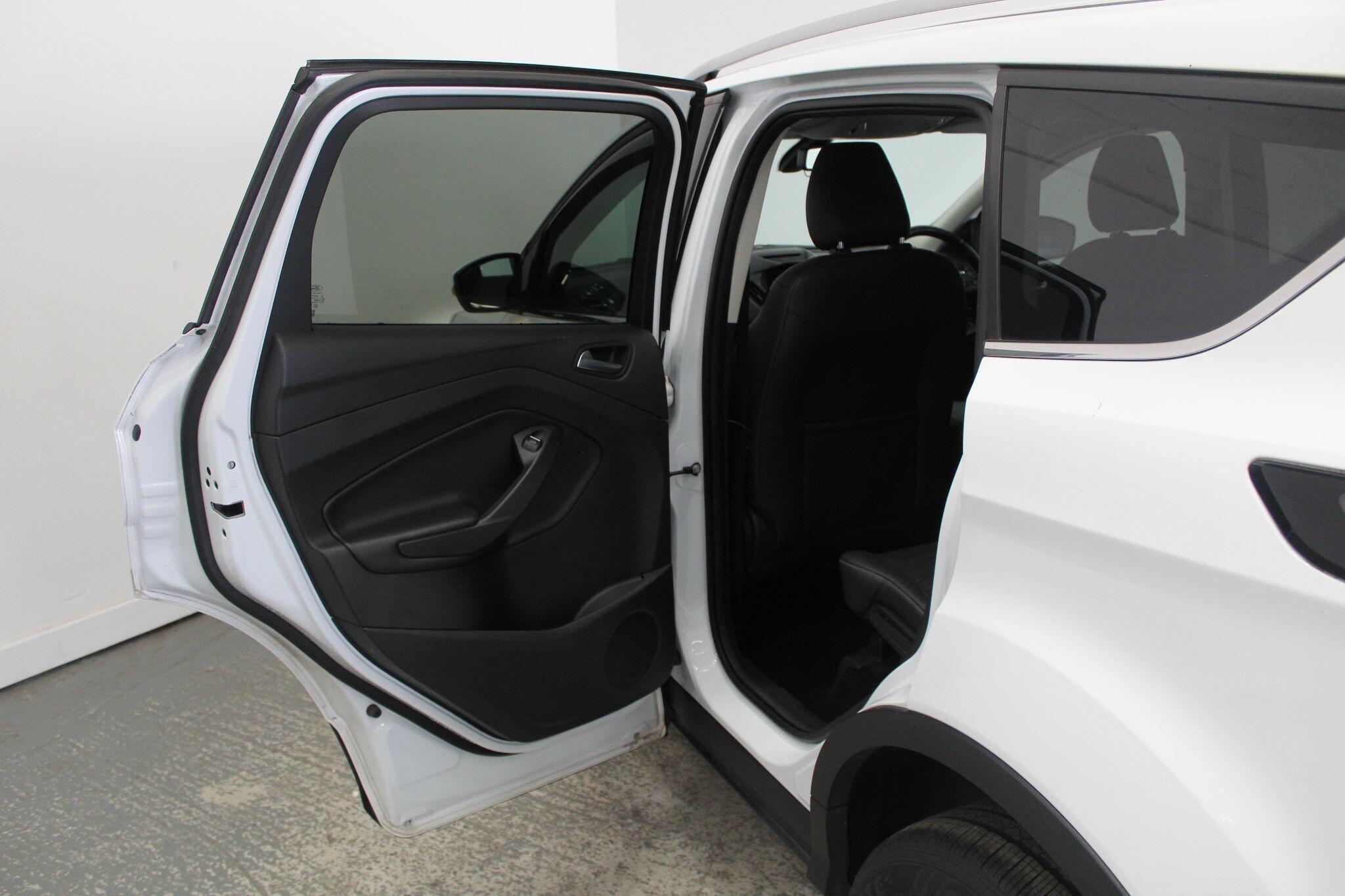 Ford Kuga view 26