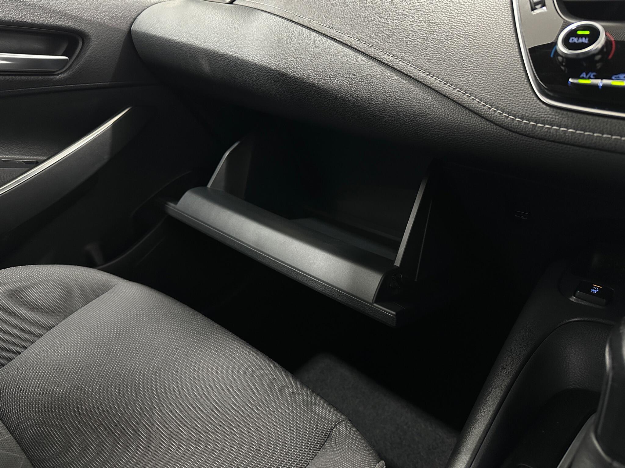Toyota Corolla view 27