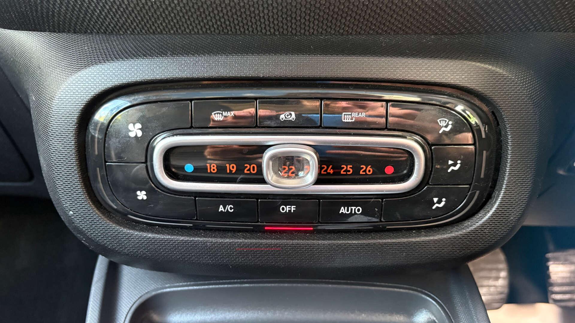 Smart Fortwo view 25