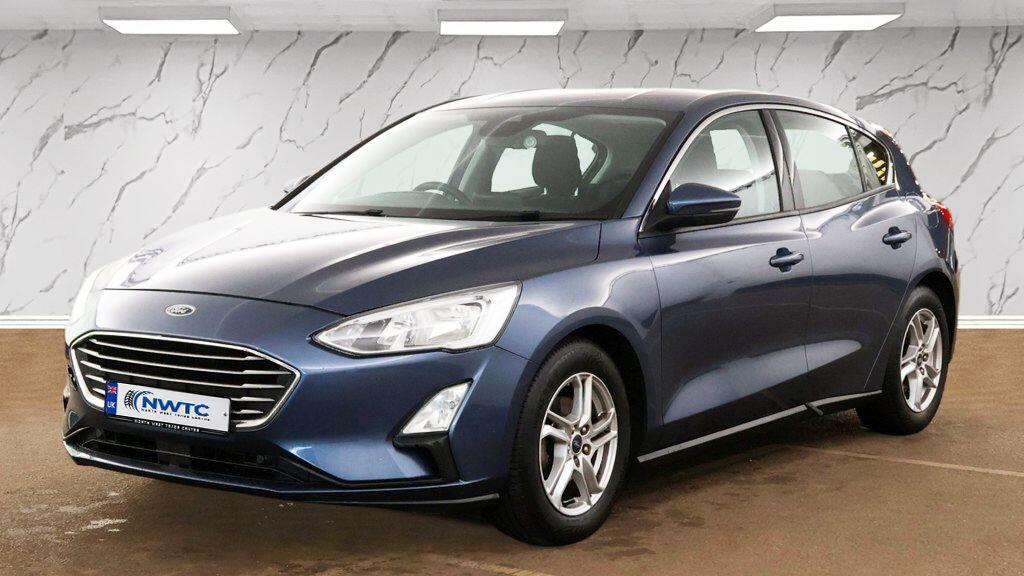 Ford Focus view 5