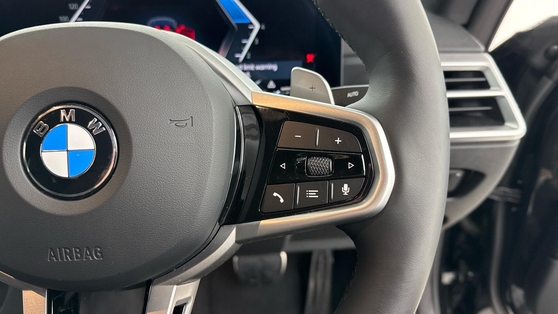 BMW 4 Series view 18