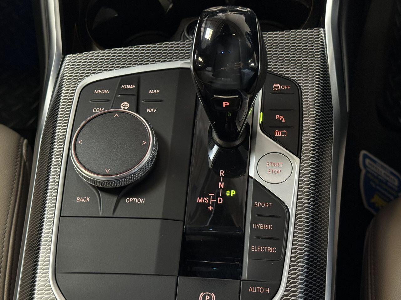 BMW 3 Series view 55