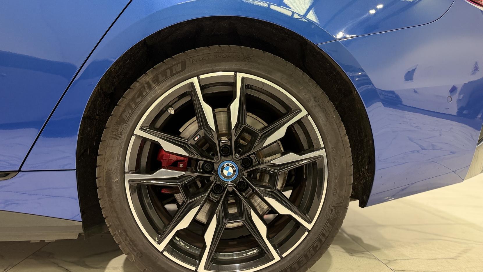 BMW i4 view 53