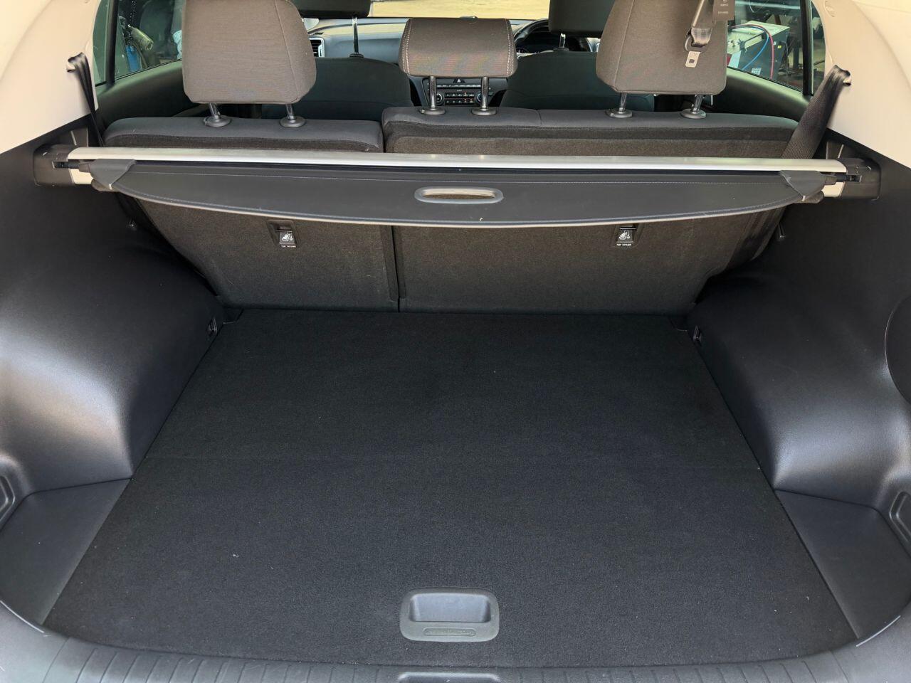 Kia Sportage view 25