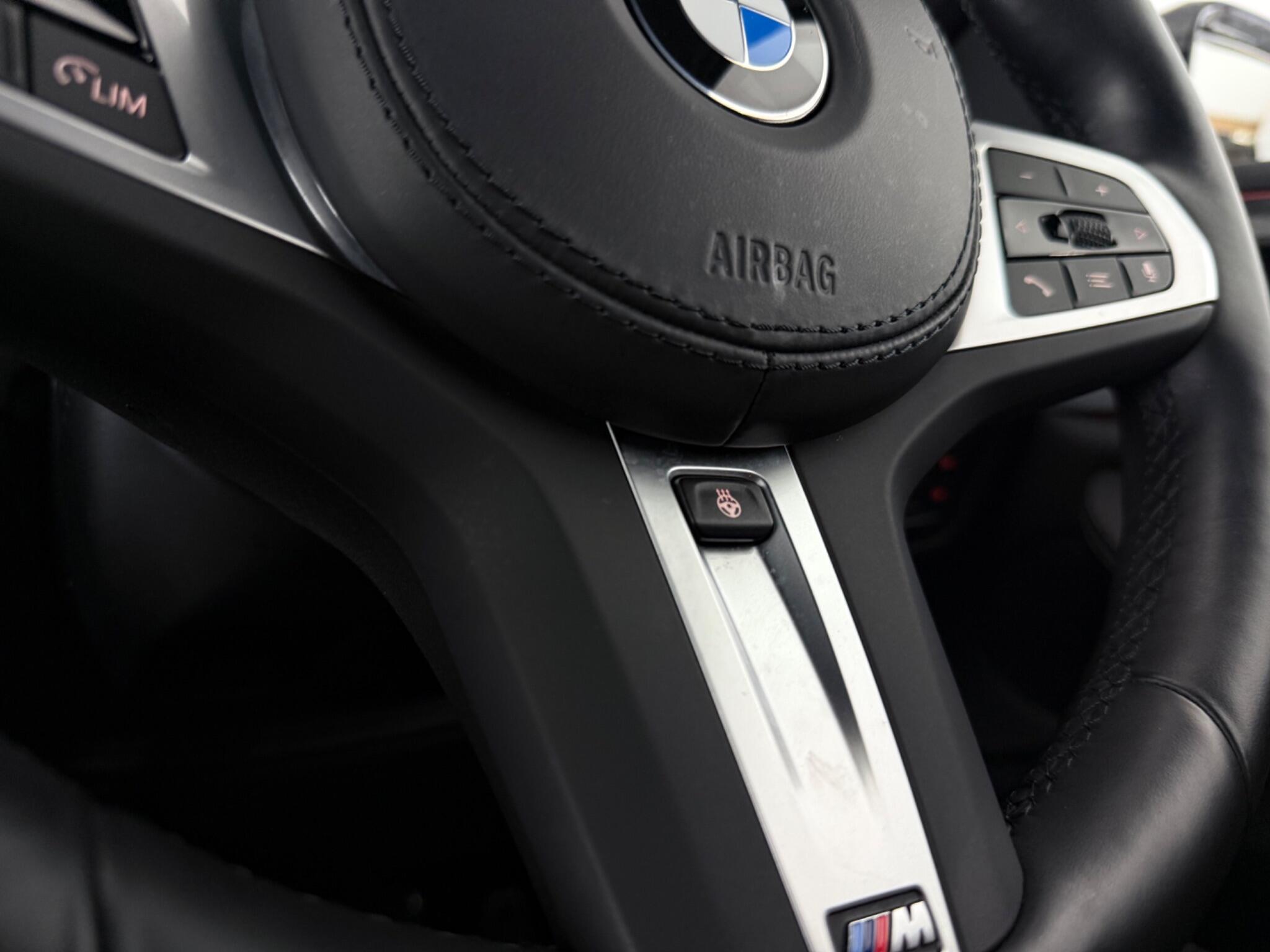 BMW X4 view 18