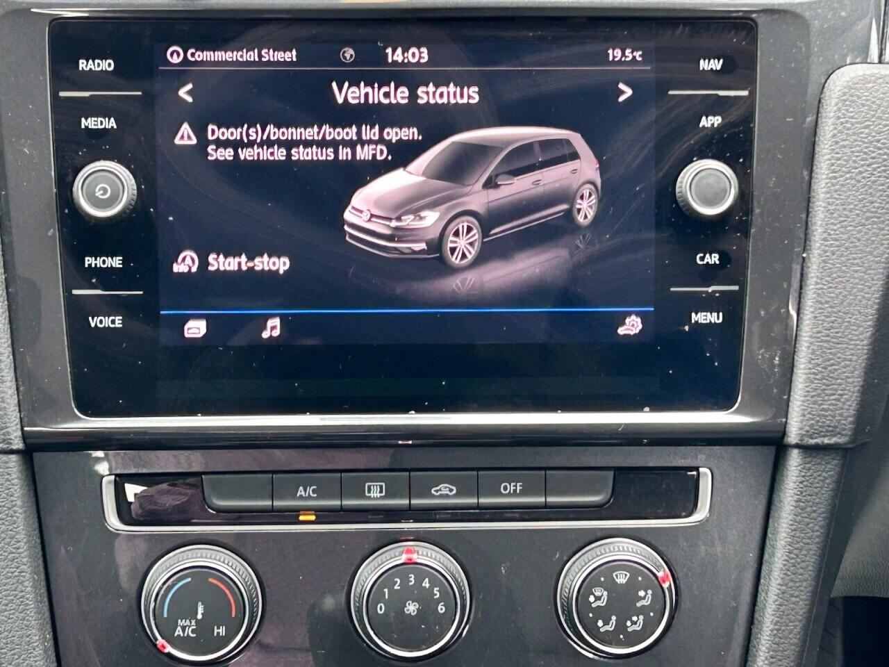 Volkswagen Golf view 31