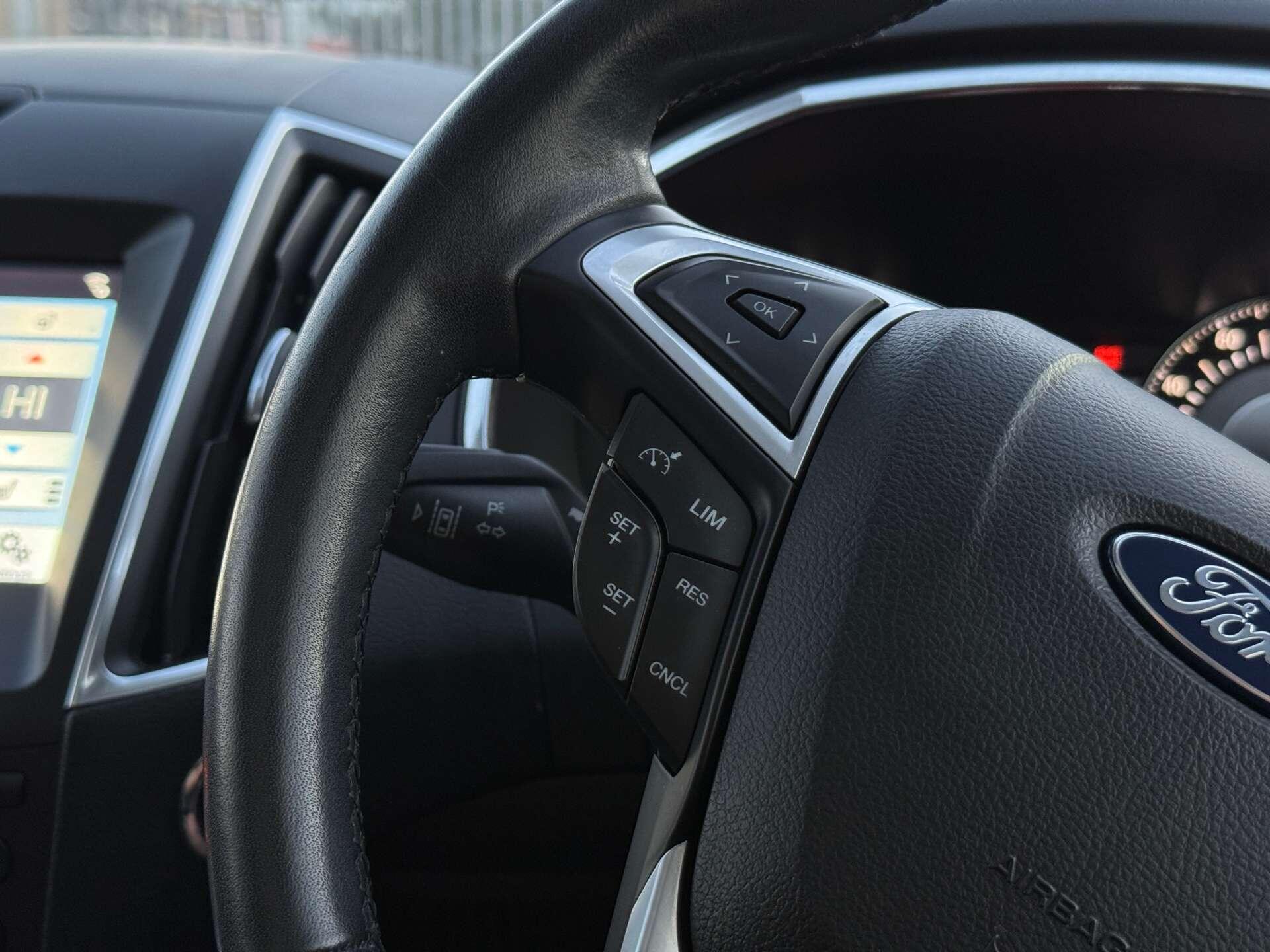 Ford S-Max view 48
