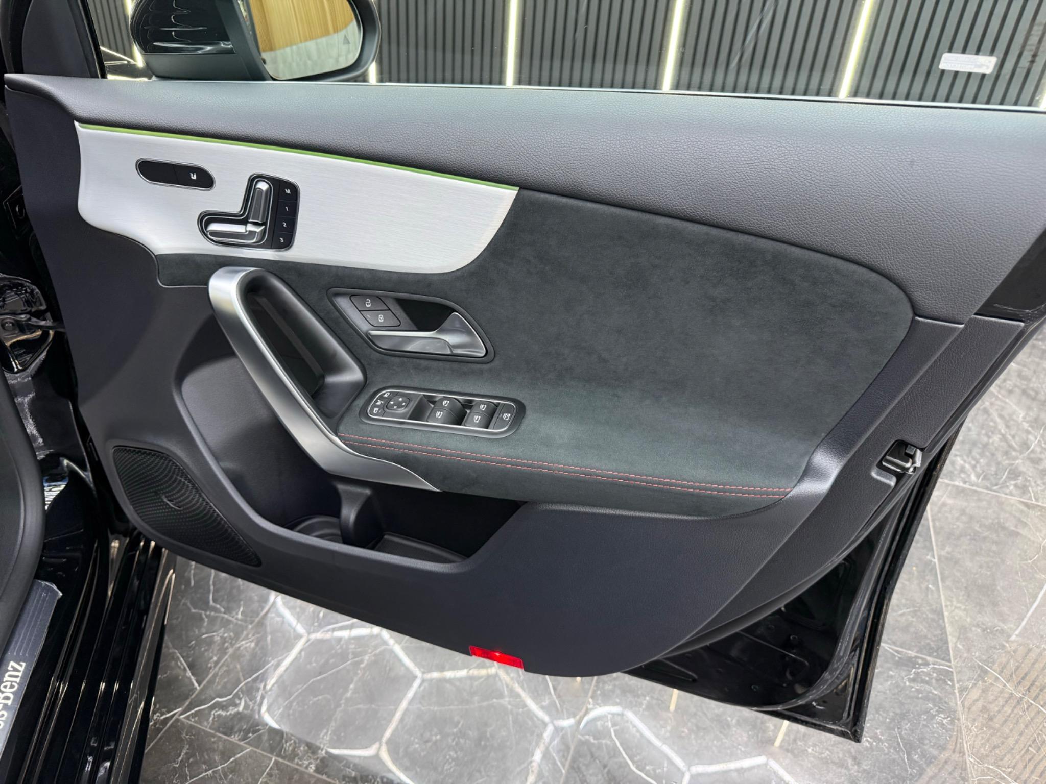 Mercedes-Benz A Class view 36
