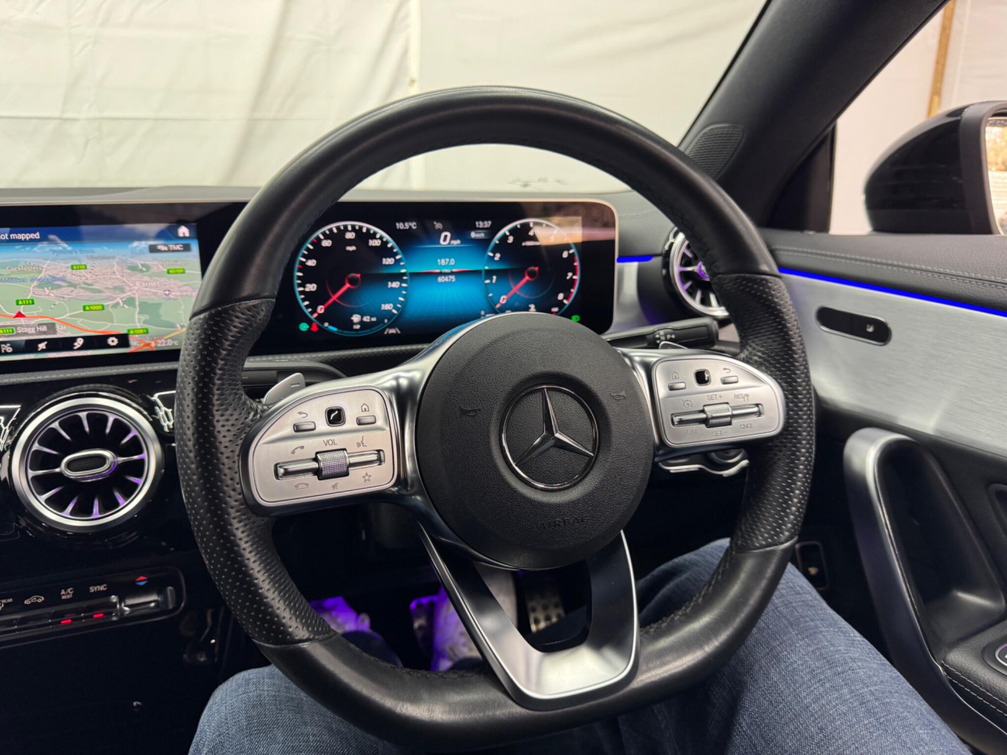 Mercedes-Benz Cla view 52