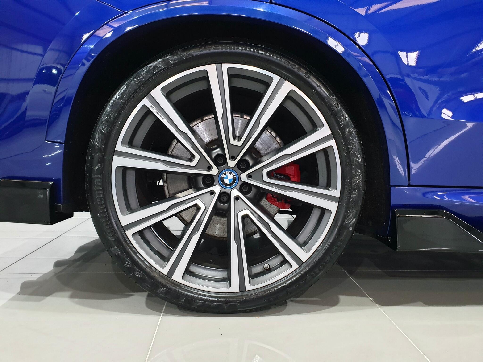 BMW X5 view 43