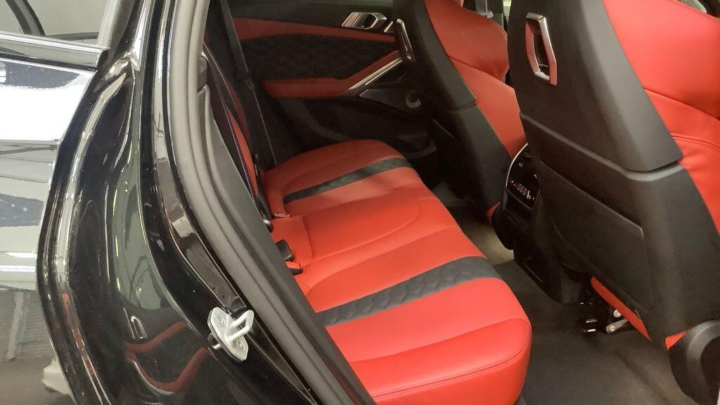 BMW X6 M view 3