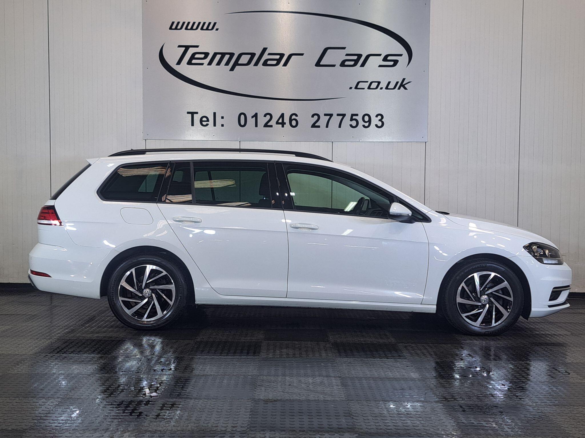 Volkswagen Golf view 3
