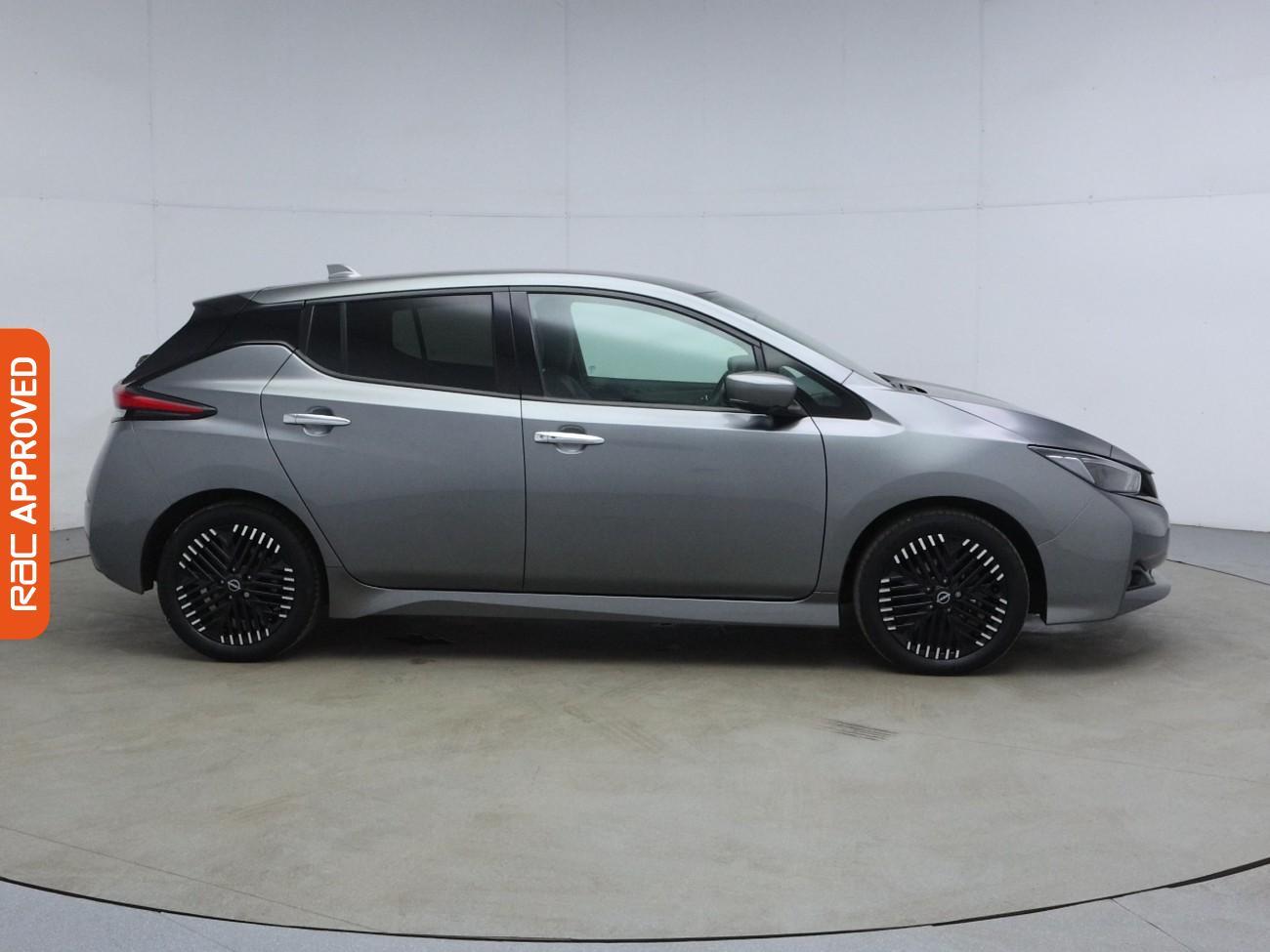 Nissan Leaf view 7