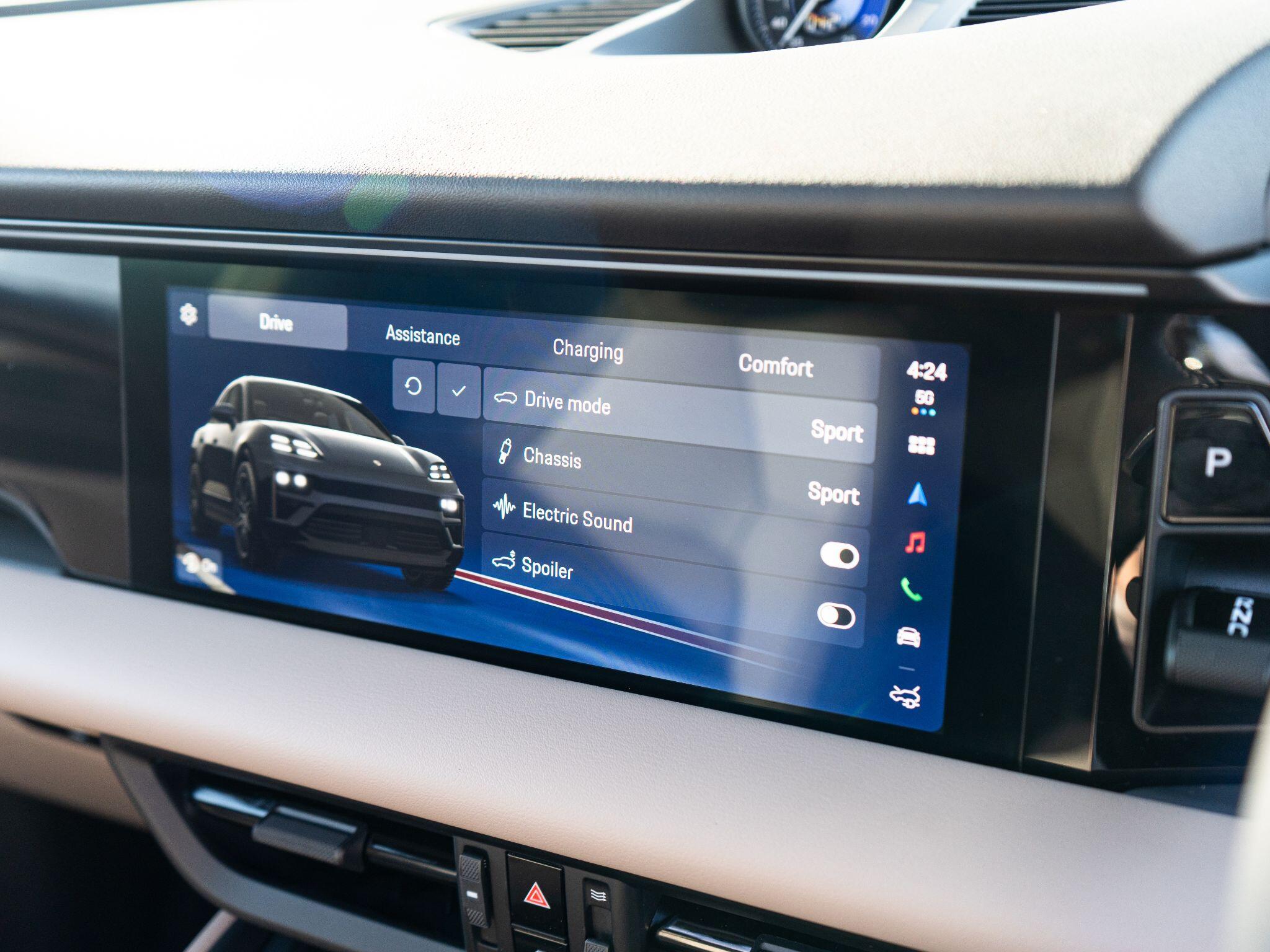 Porsche Macan view 43