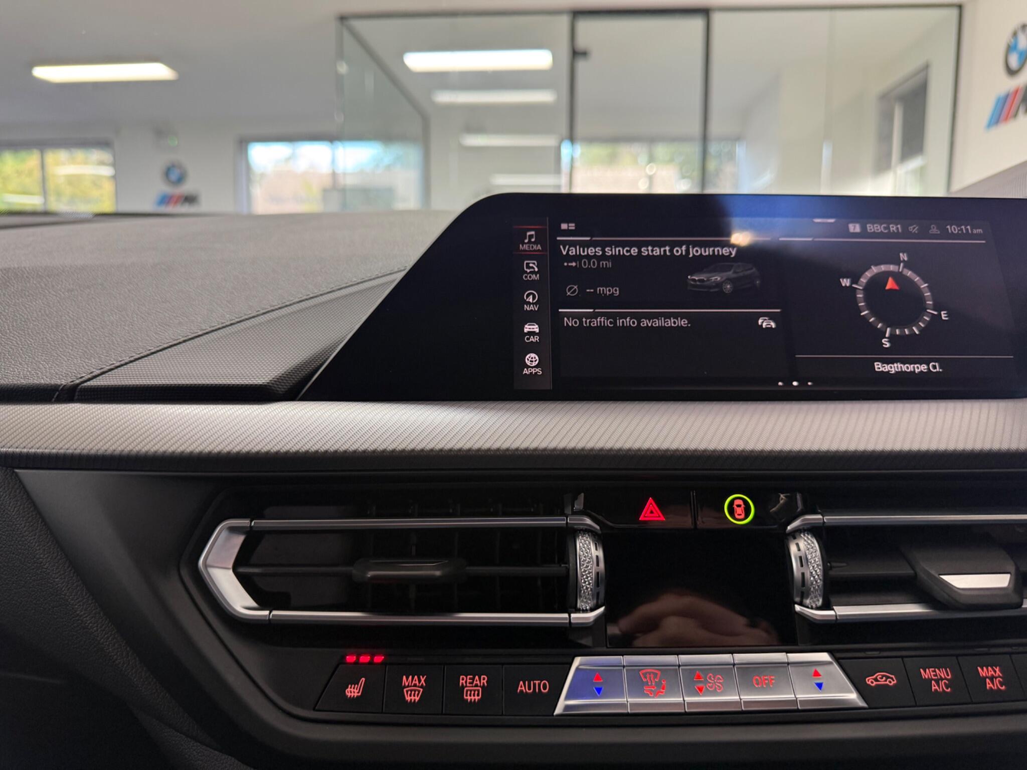 BMW 1 Series view 6