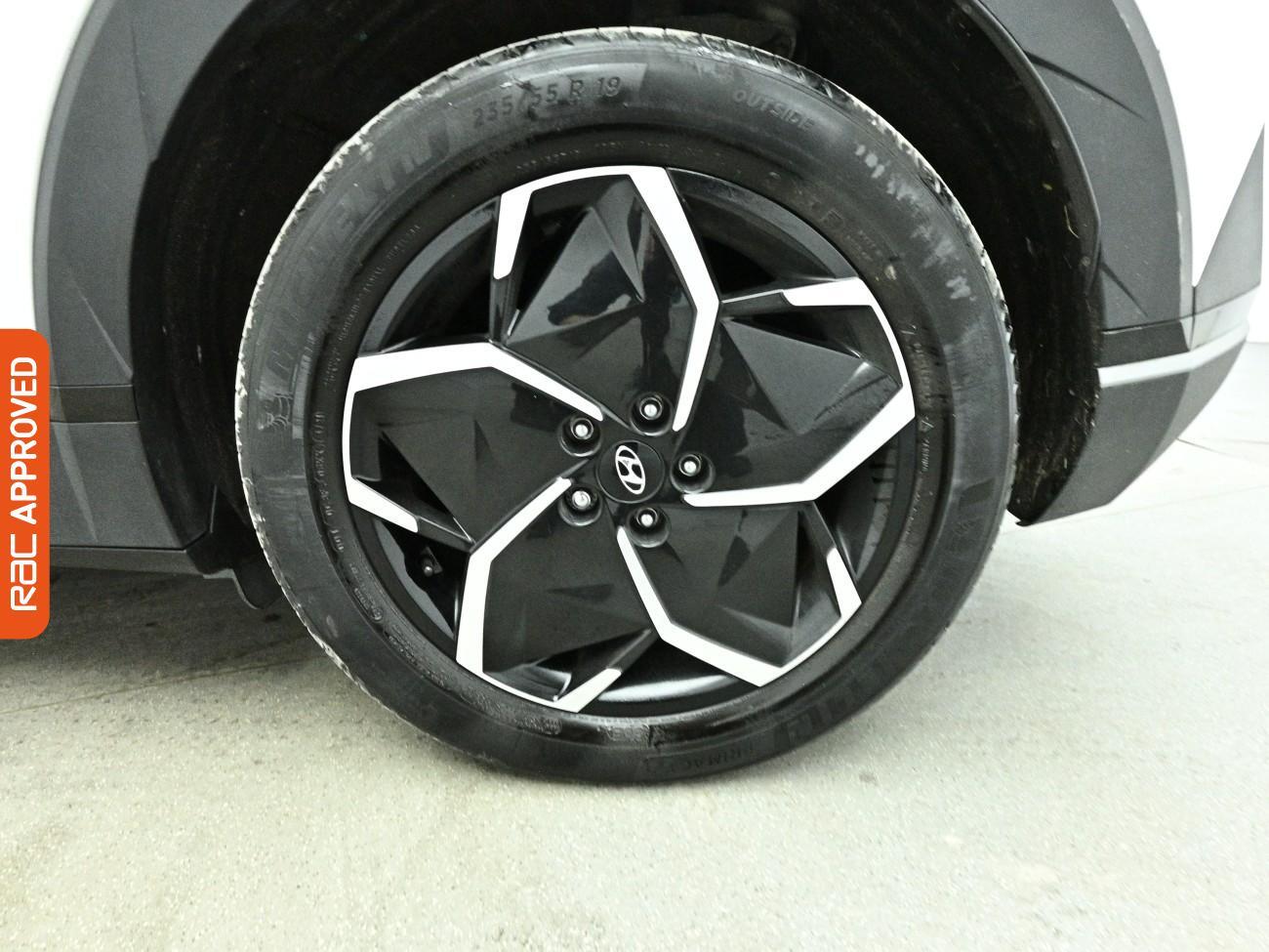 Hyundai Ioniq 5 view 15
