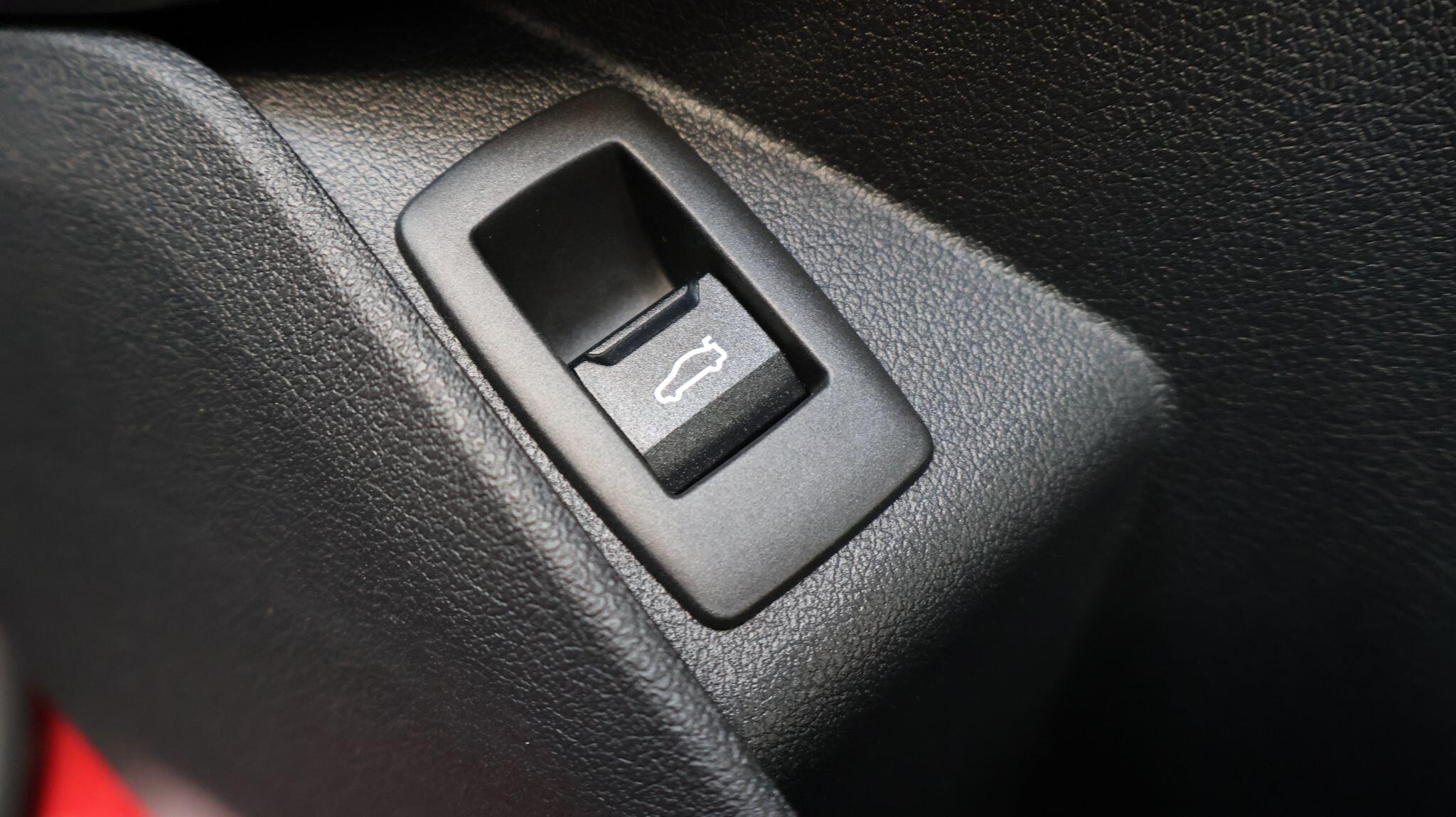 BMW iX2 view 29