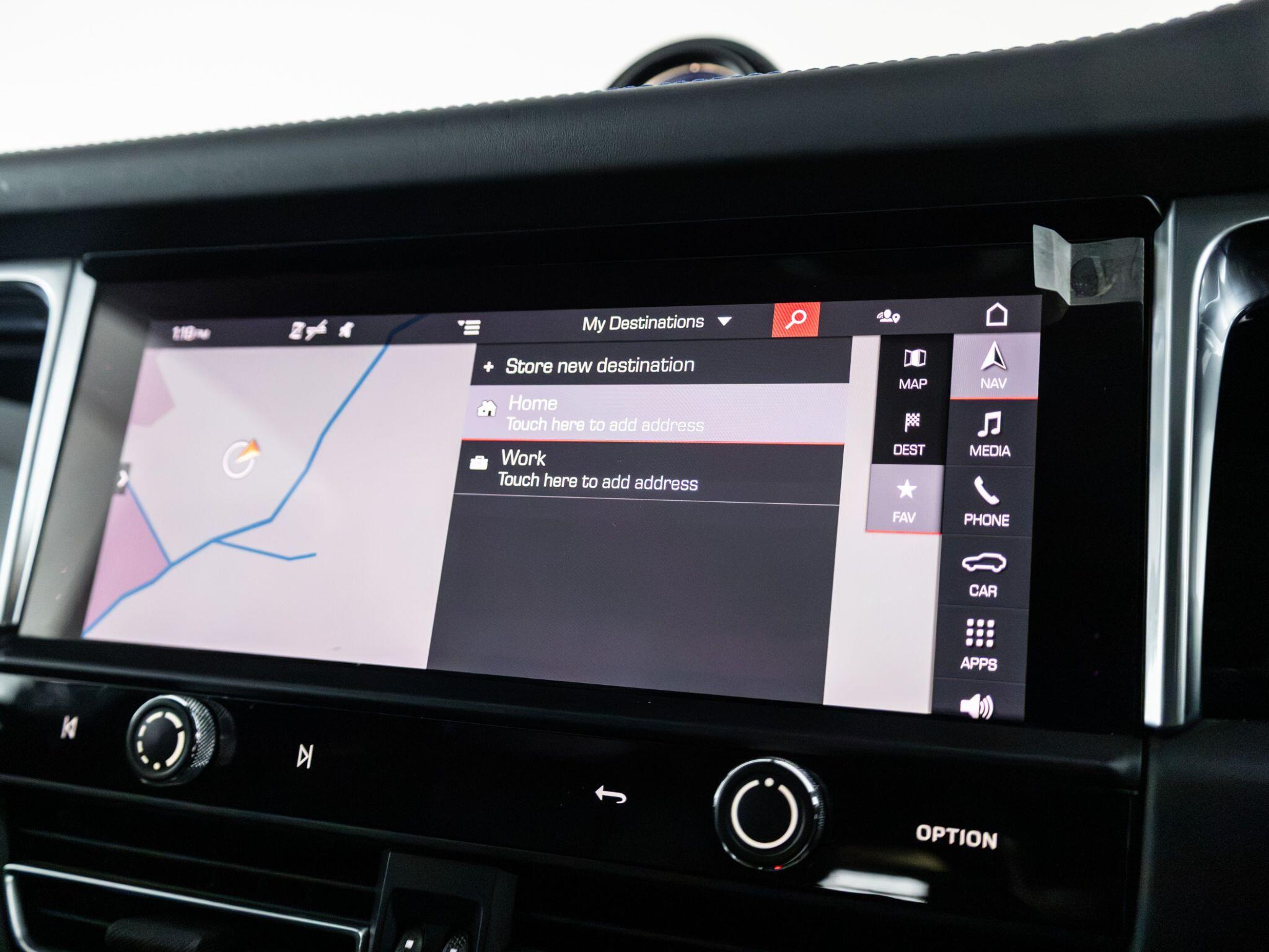 Porsche Macan view 59